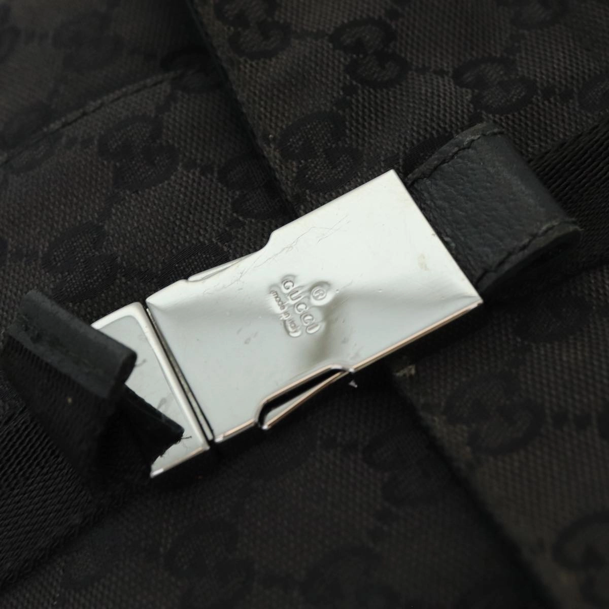 GUCCI GG Canvas Shoulder Bag Black 131211  ki4683