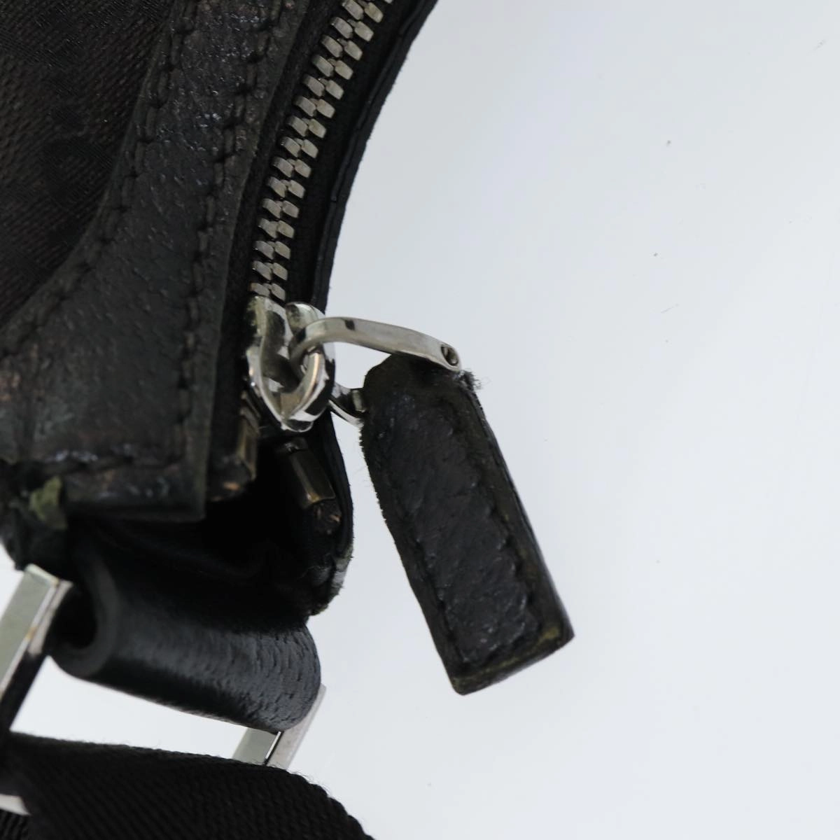 GUCCI GG Canvas Shoulder Bag Black 131211  ki4683