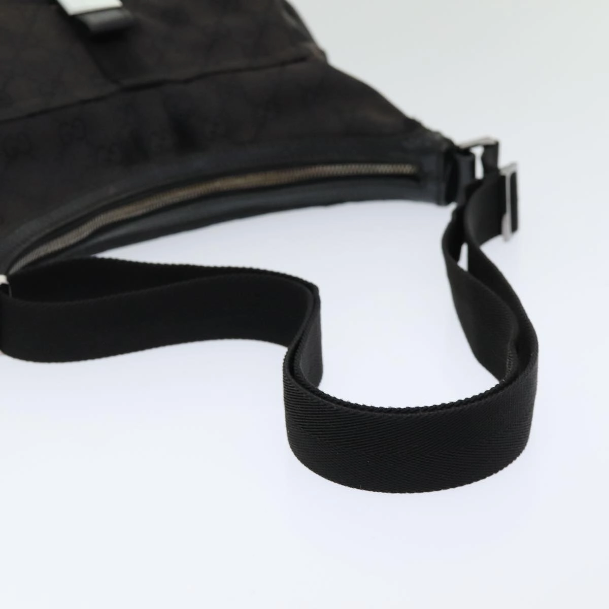 GUCCI GG Canvas Shoulder Bag Black 131211  ki4683