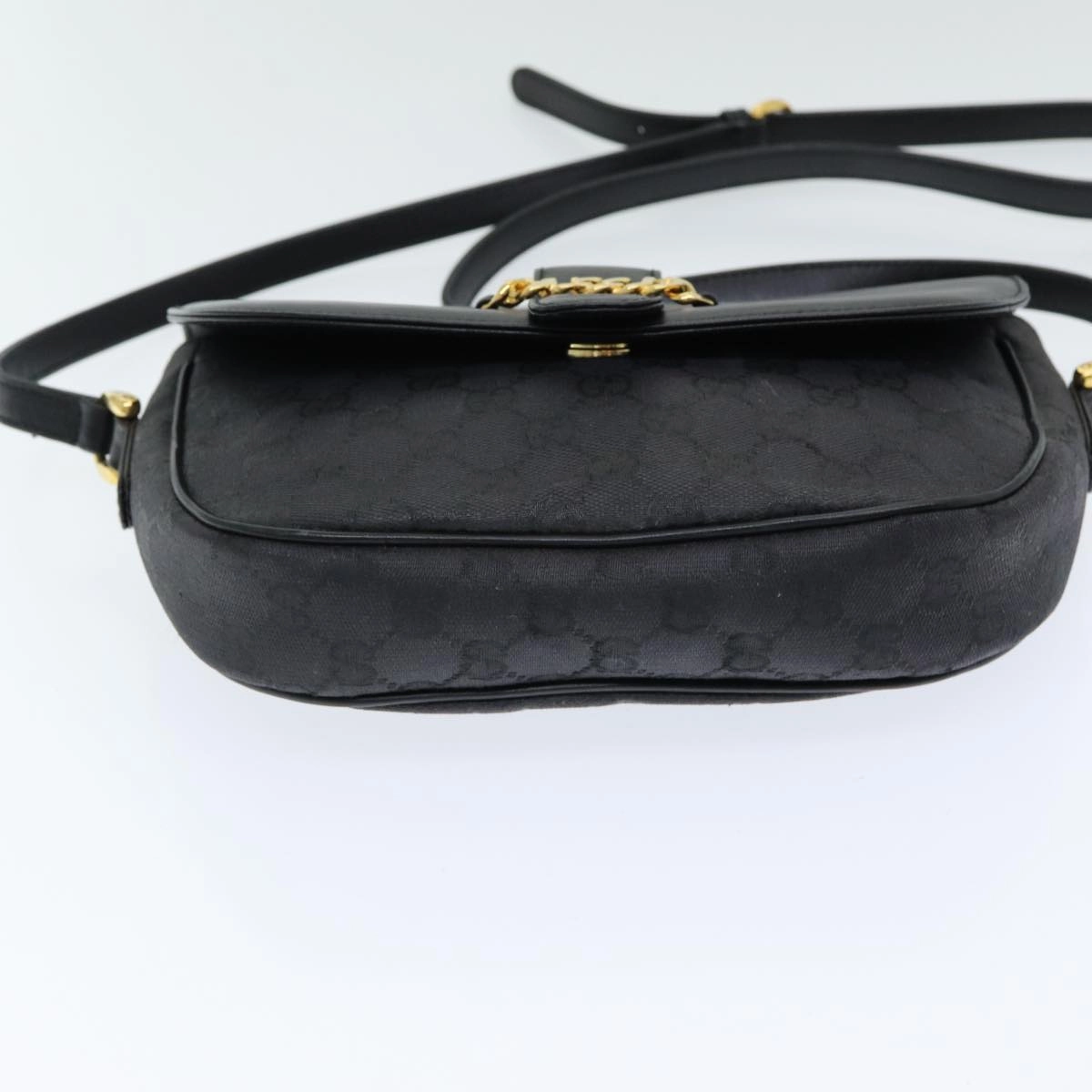 GUCCI GG Canvas Shoulder Bag Black  ep4943