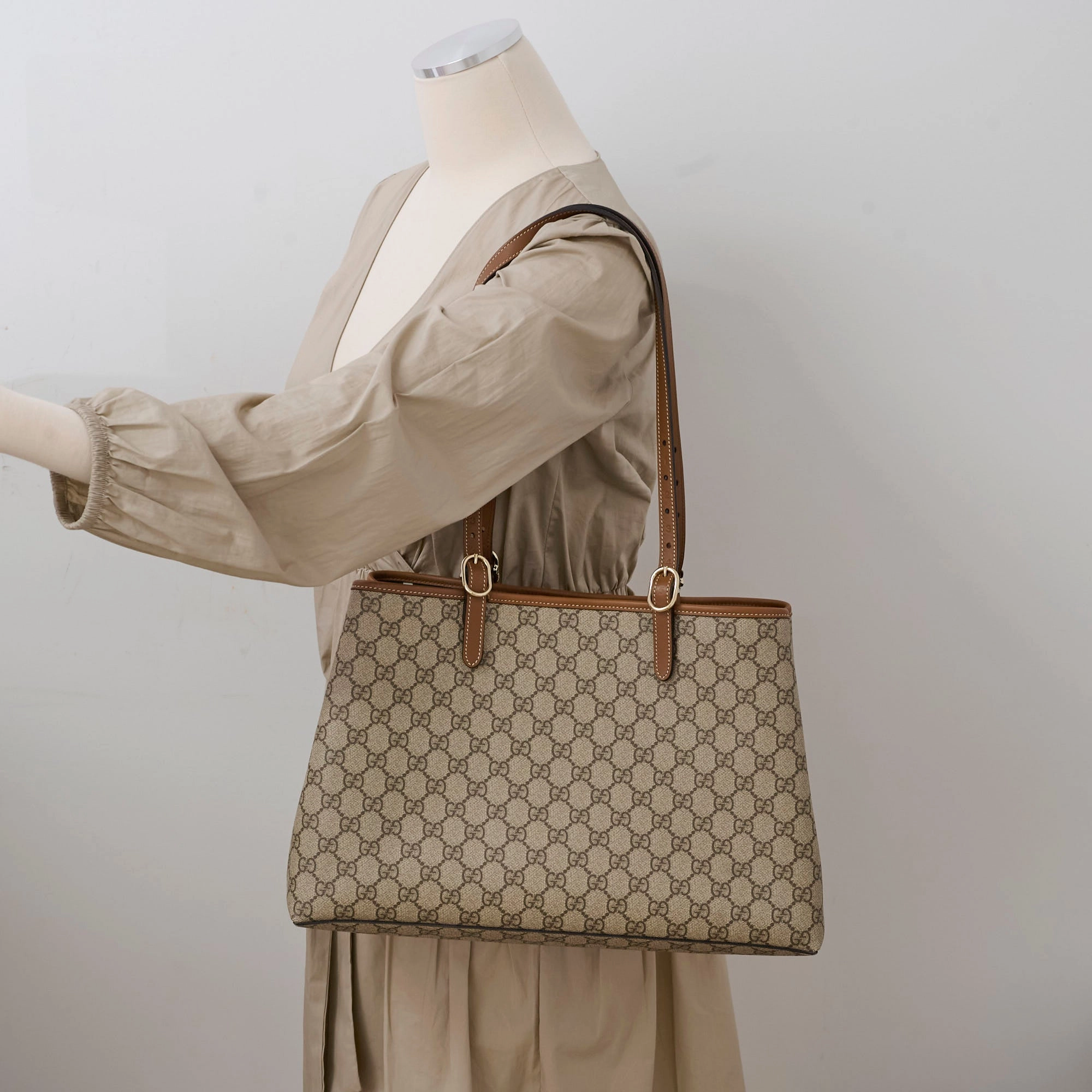 Gucci GG Emblem Canvas Medium Tote Beige