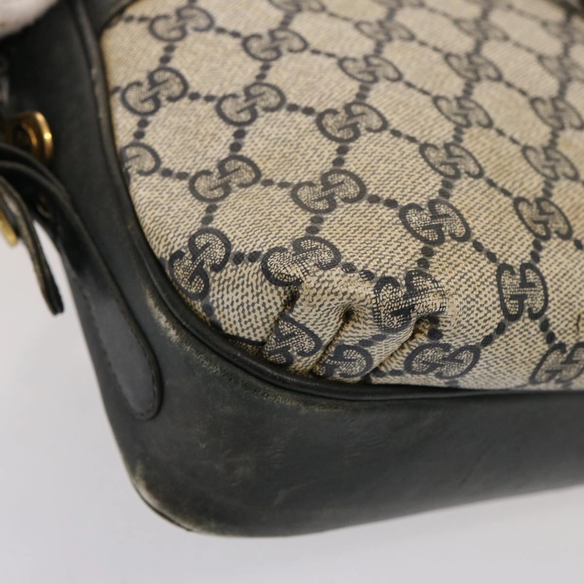 GUCCI GG Supreme Shoulder Bag PCV Navy 001 256 1066  76733