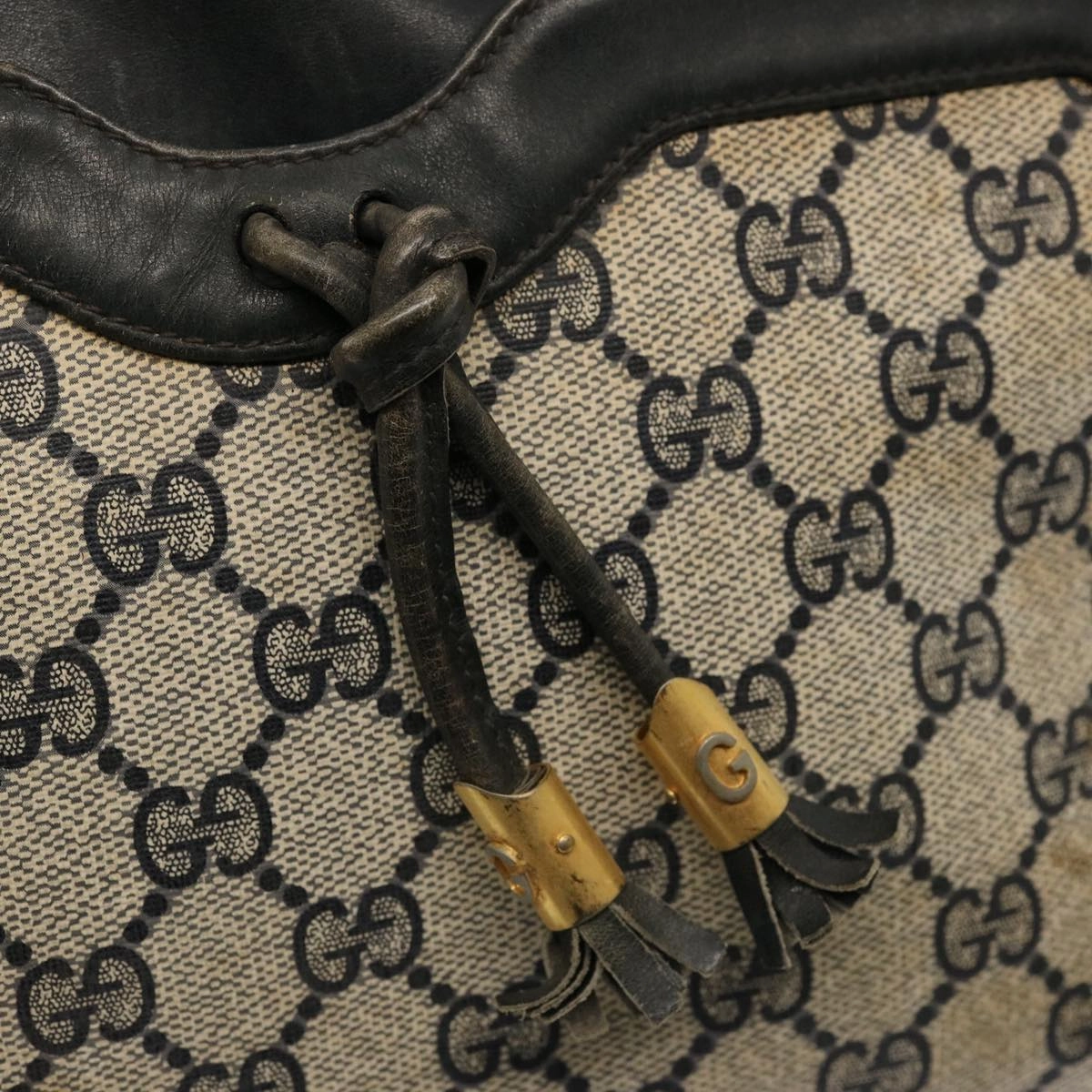 GUCCI GG Supreme Shoulder Bag PCV Navy 001 256 1066  76733