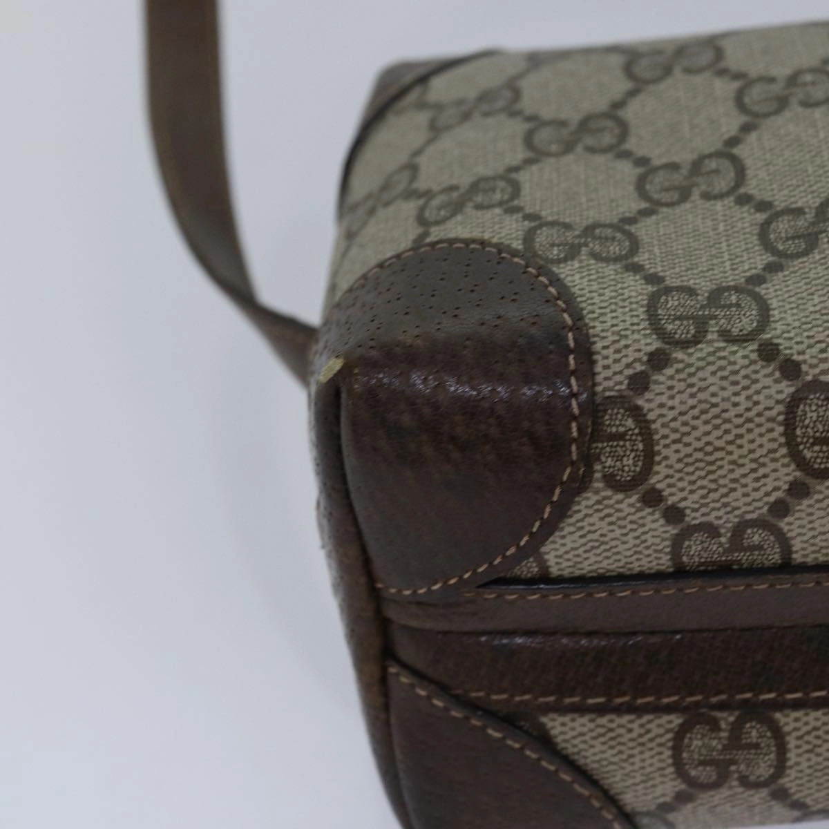 GUCCI GG Supreme Shoulder Bag PVC Beige  13896