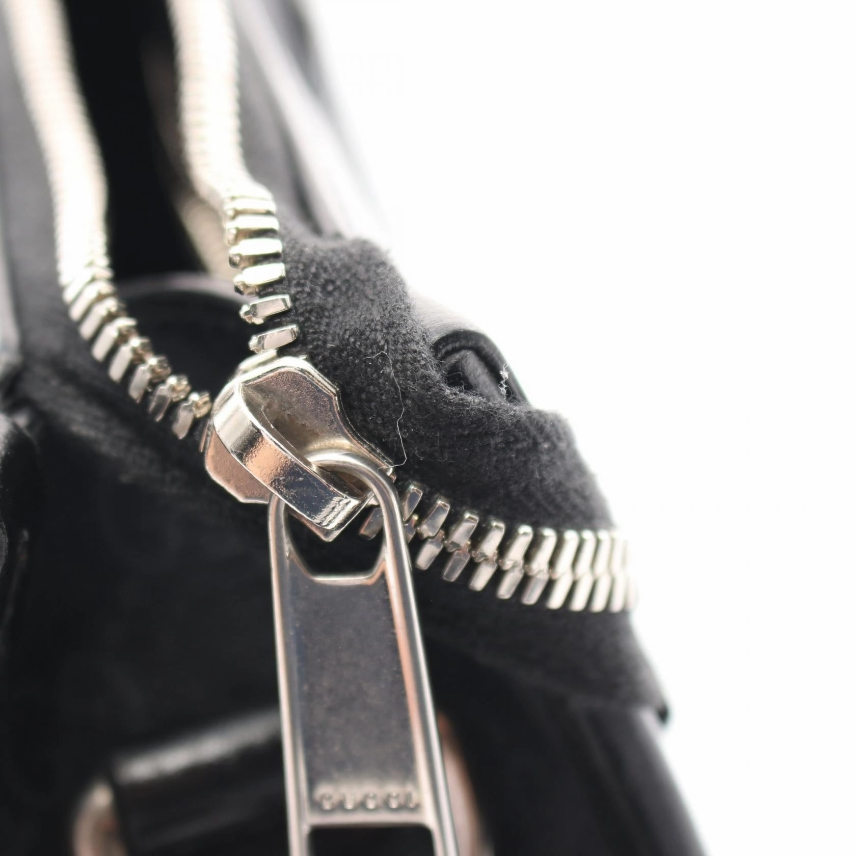 Gucci GG Supreme Shoulder Bag PVC Leather