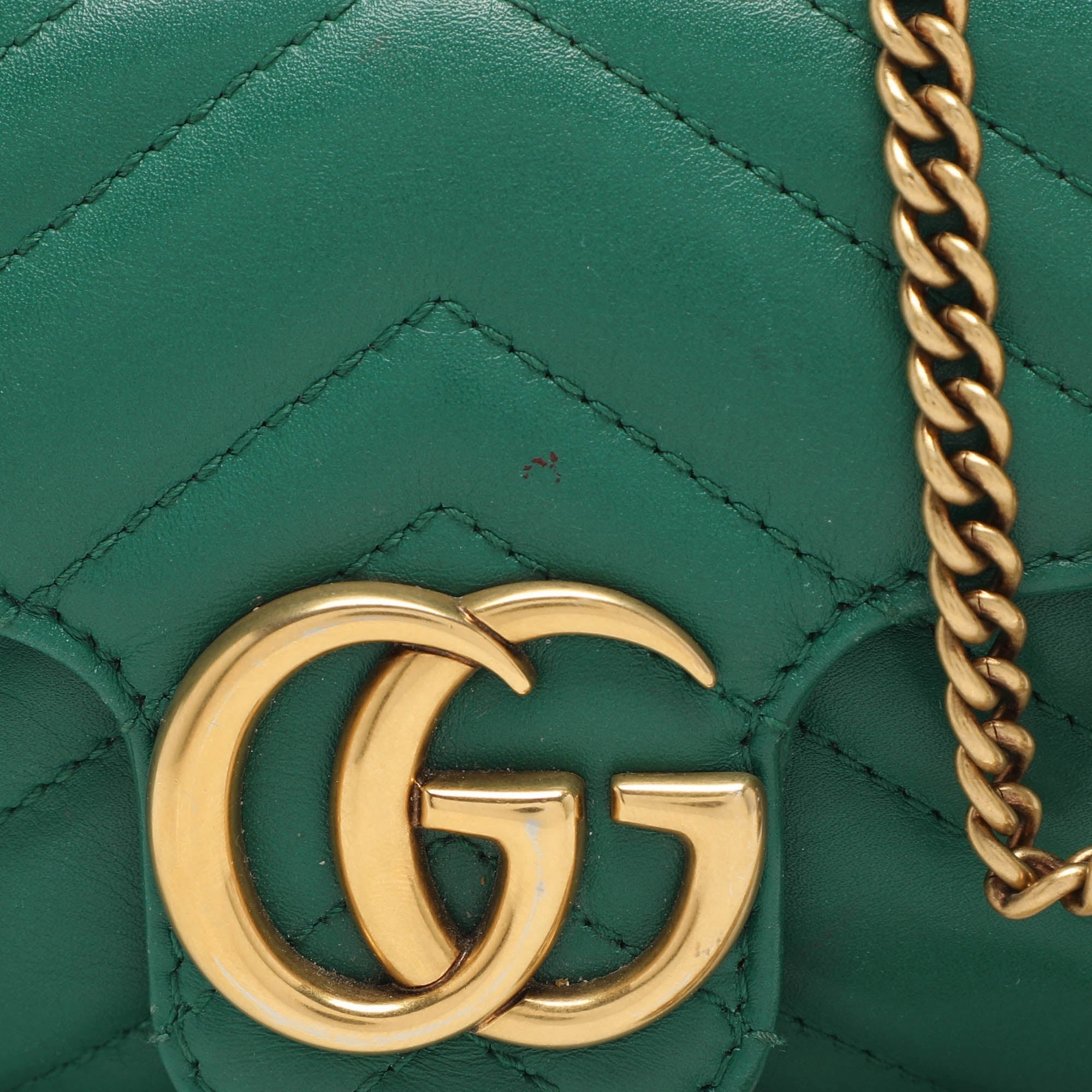 Gucci Green Quilted Leather Gg Marmont Super Mini Shoulder Bag