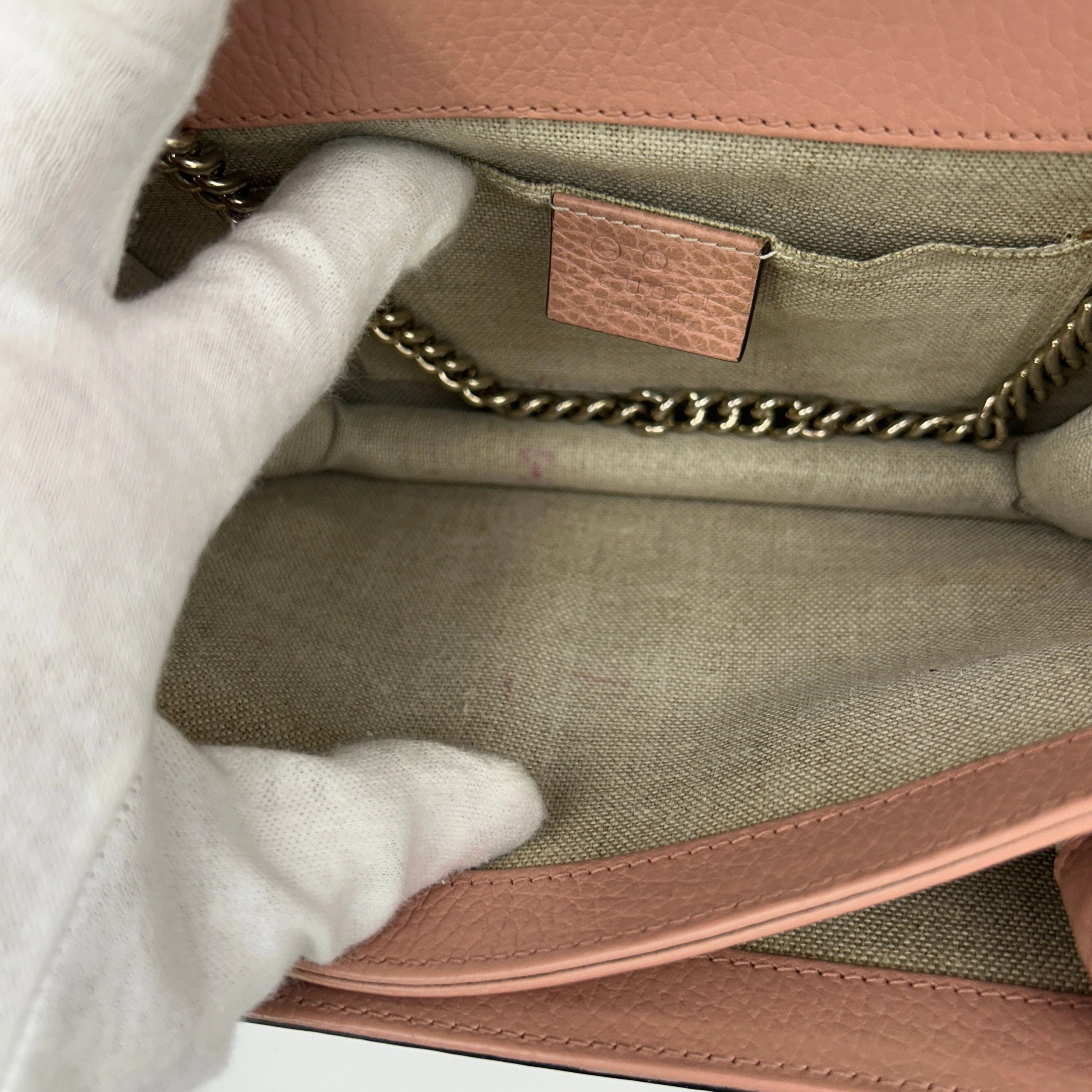 Gucci Interlocking G Shoulder Bag gu6947cc