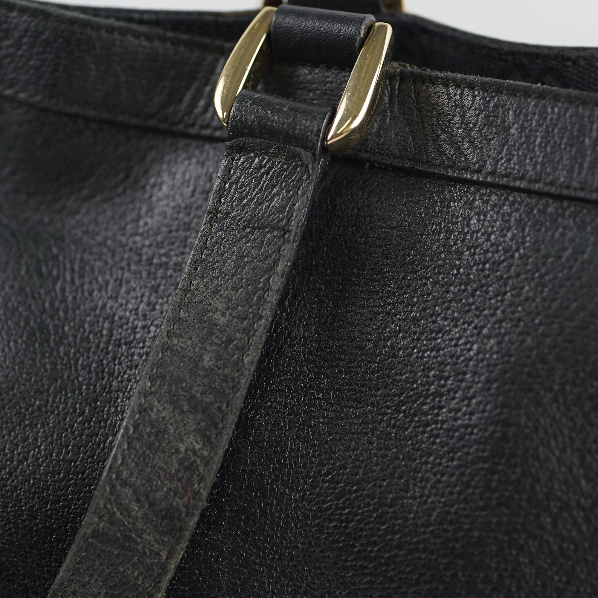 Gucci Leather Abbey Tote Black