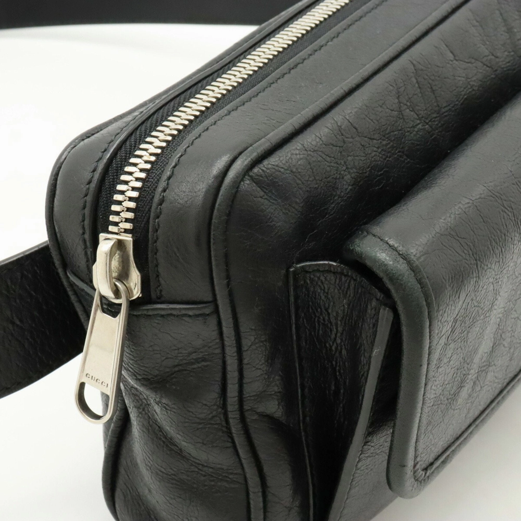 Gucci Leather Clutch Bag Fanny Pack Sling Bag (Pre-Owned)