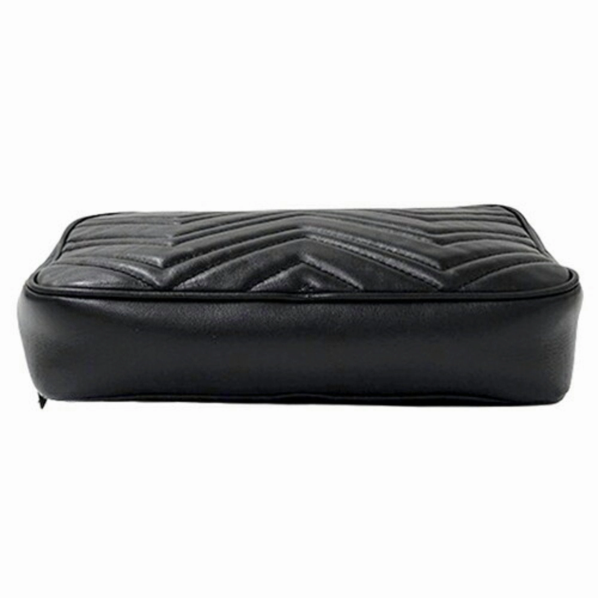 Gucci Leather Fanny Pack Sling Bag (Pre-Owned)
