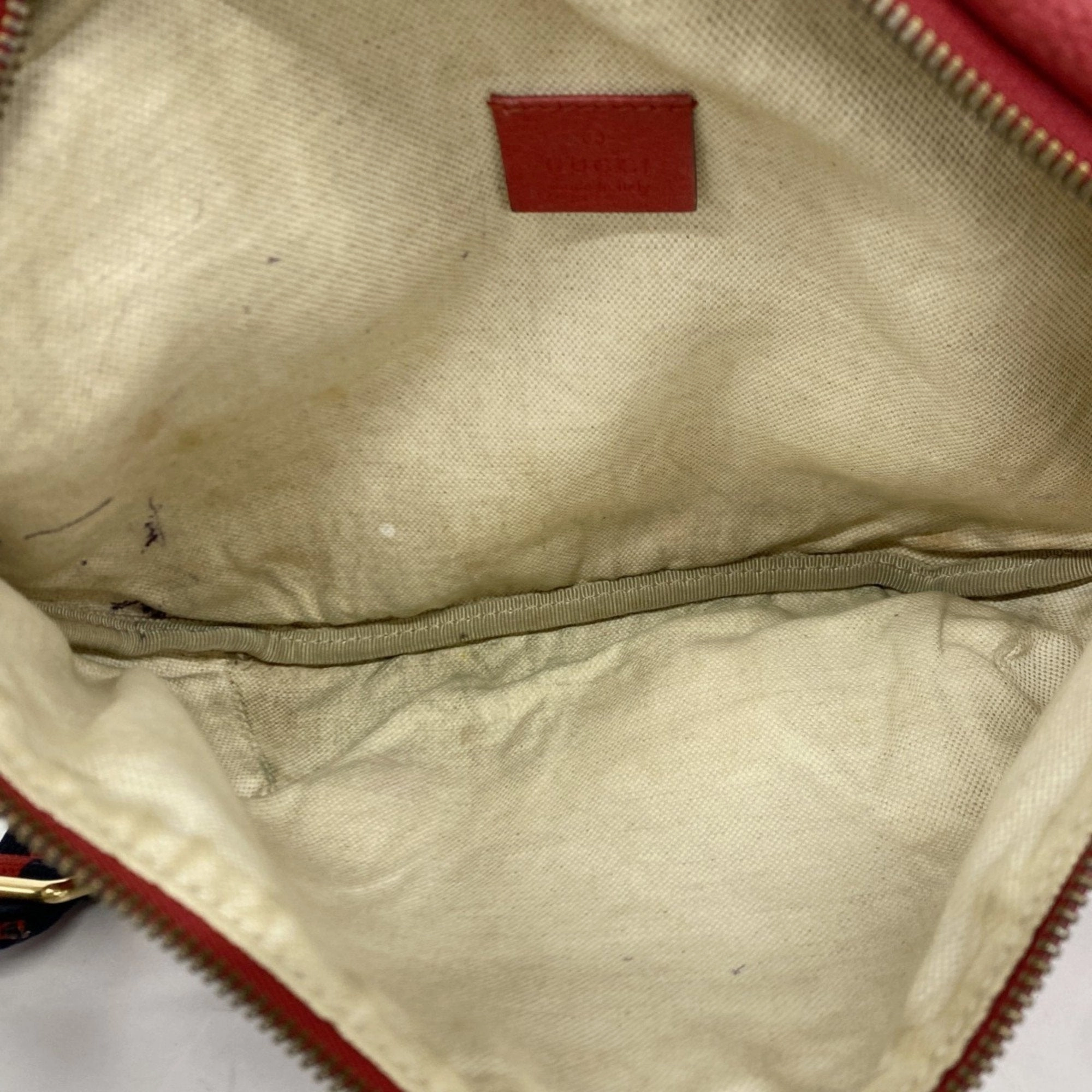 Gucci Leather Sling Bag (Pre-Owned)