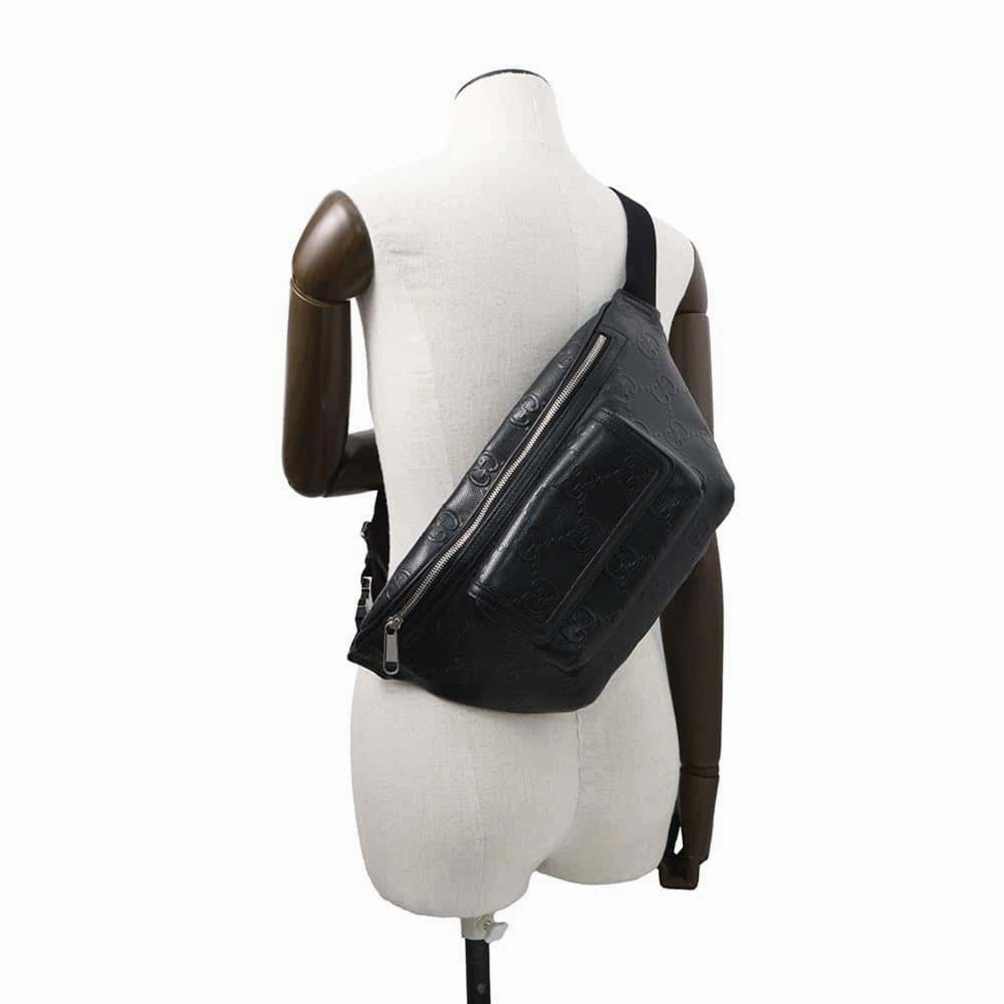 Gucci Leather Sling Bag (Pre-Owned)
