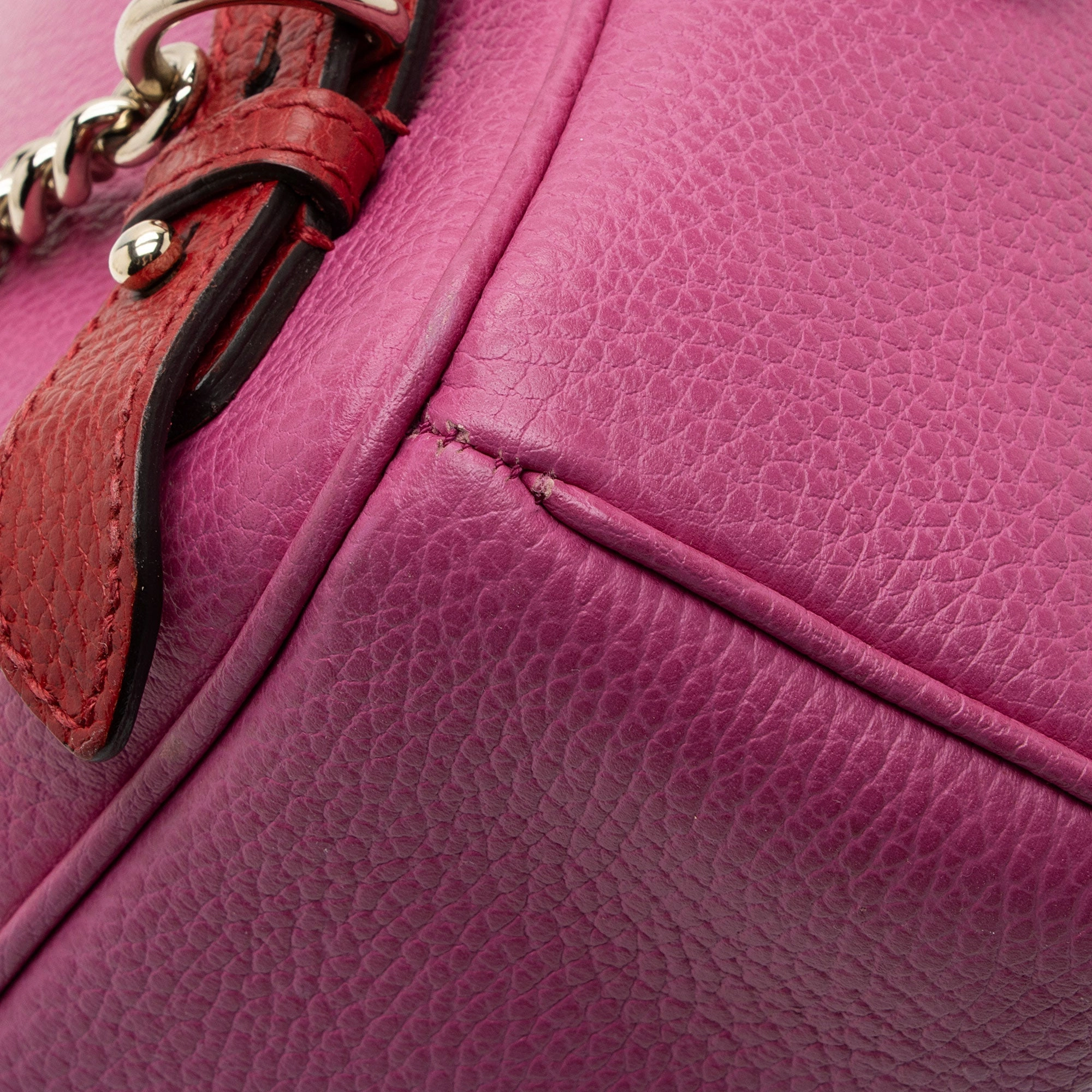 Gucci Leather Soho Chain Backpack (SHF-5uKvn2)