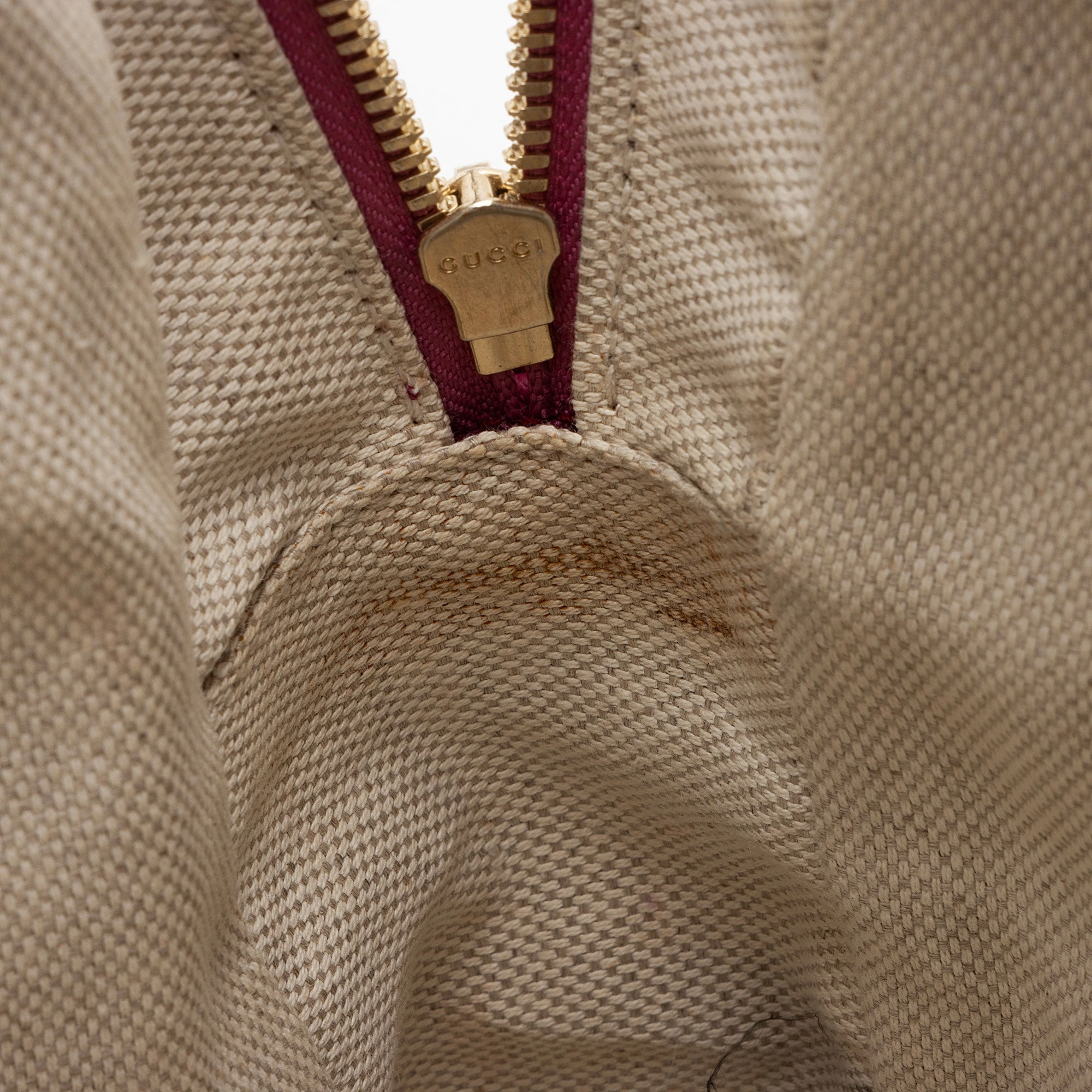 Gucci Leather Soho Chain Backpack (SHF-5uKvn2)