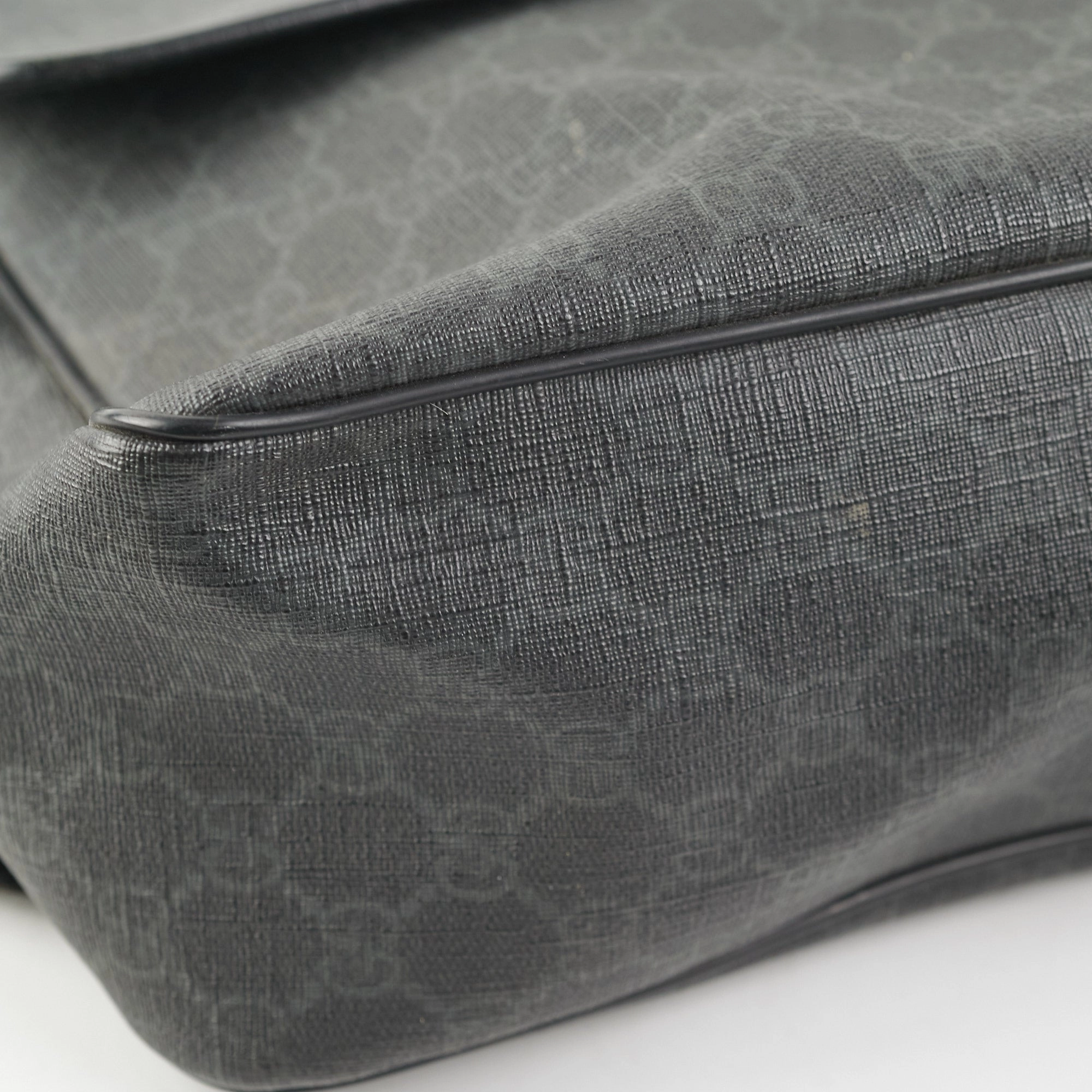 Gucci Mens Black Shoulder Monogram Bag