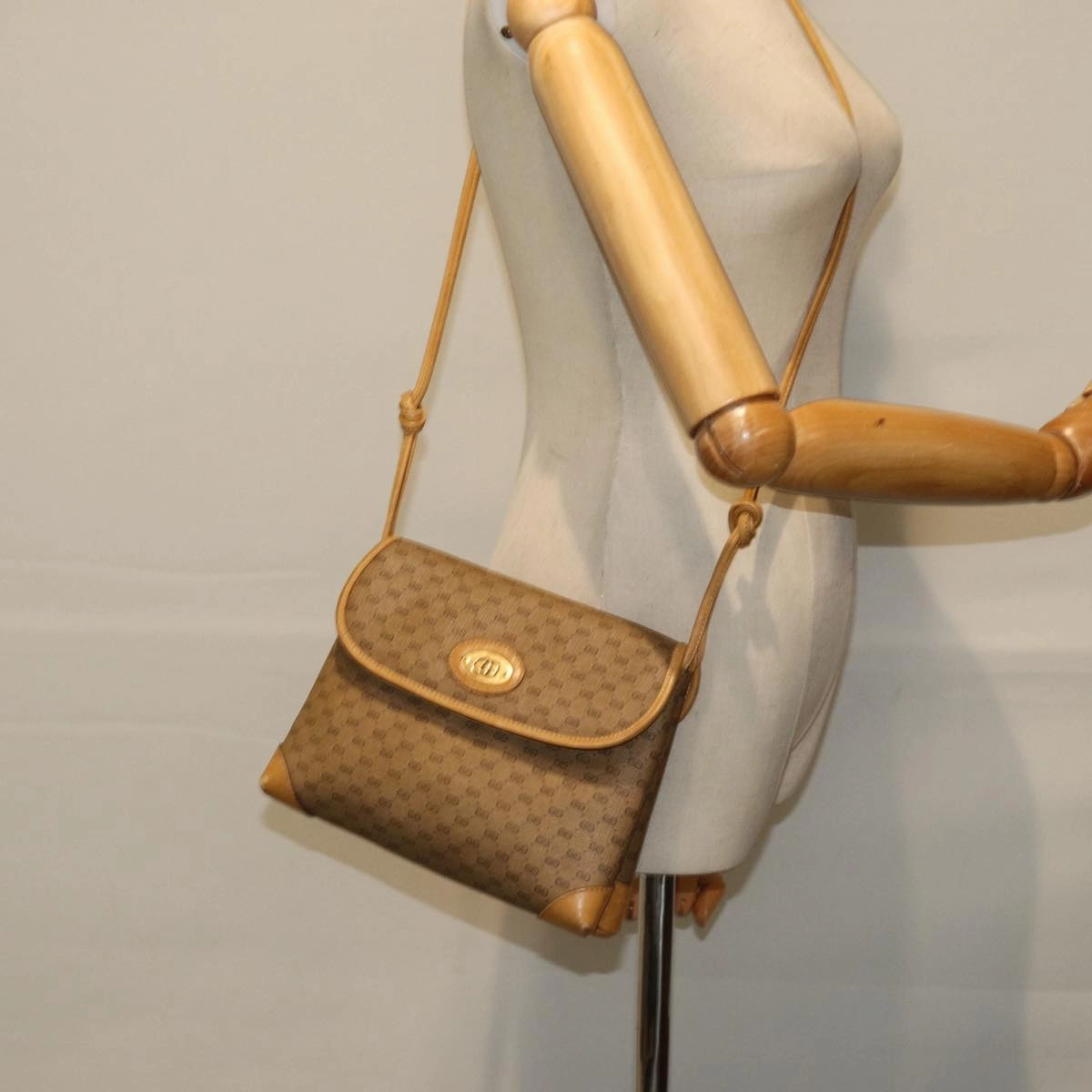 GUCCI Micro GG Supreme Shoulder Bag PVC Leather Beige 007 49 5548  th4994