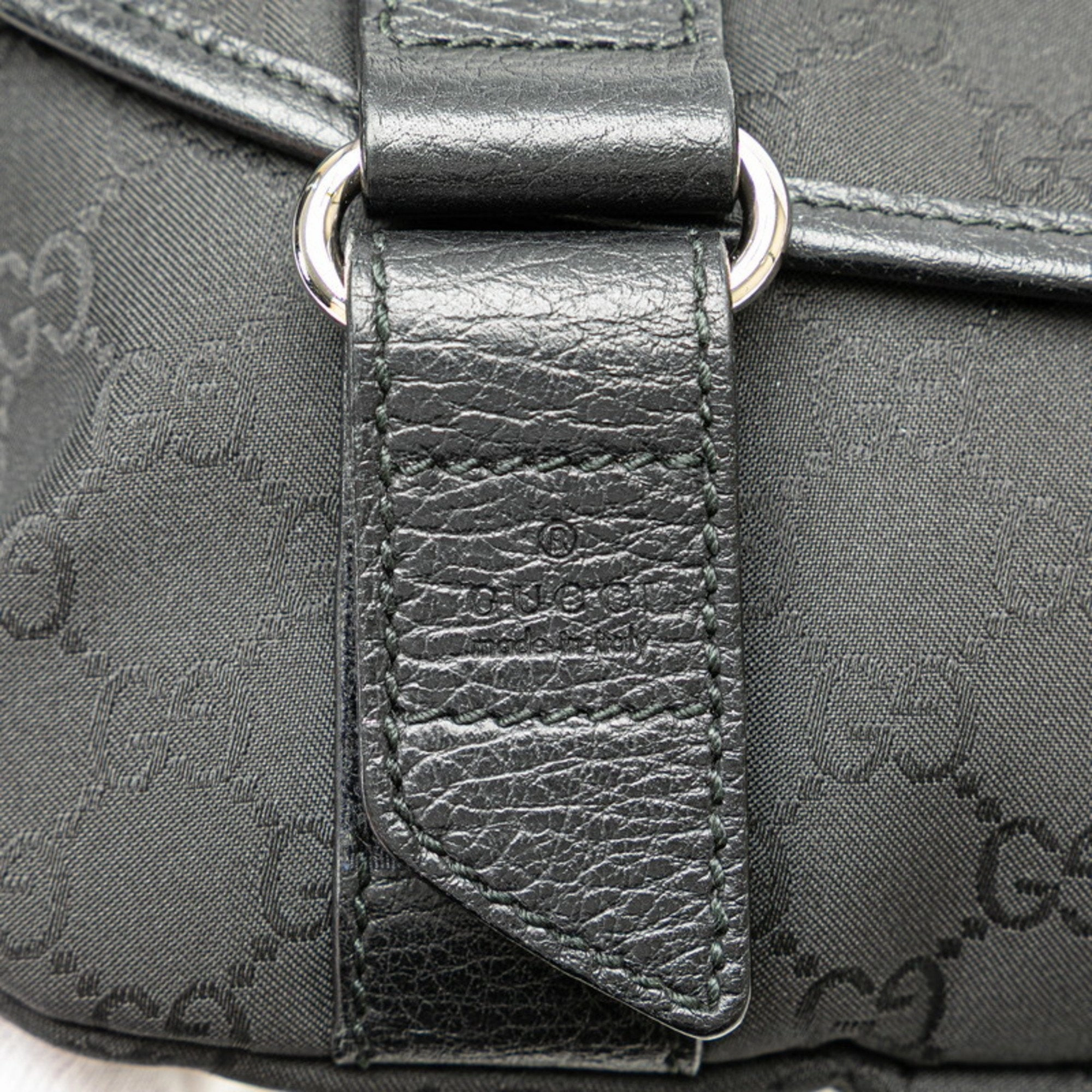 Gucci Nylon Leather Fanny Pack Sling Bag (Pre-Owned)