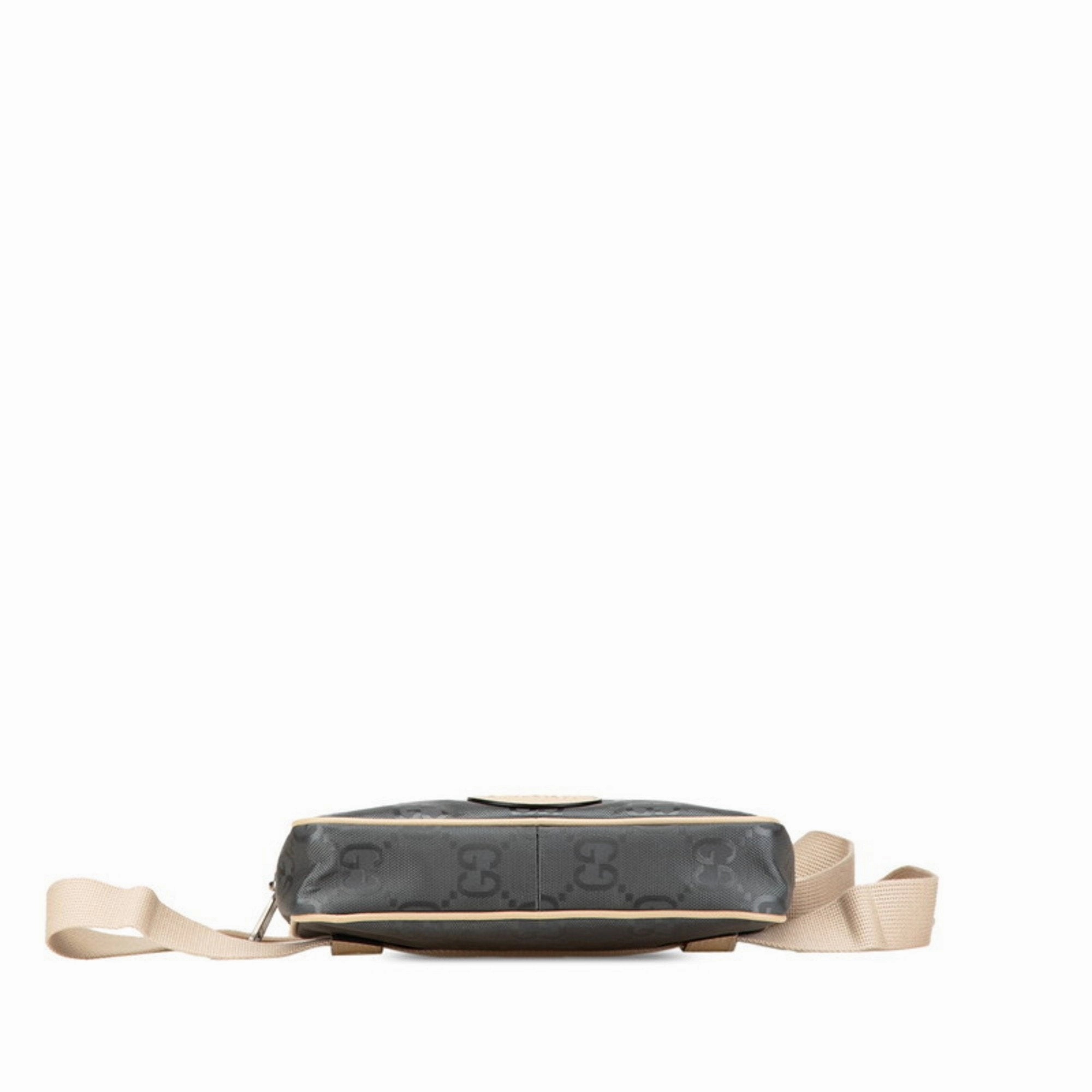 Gucci  Nylon Leather Fanny Pack Sling Bag (Pre-Owned)