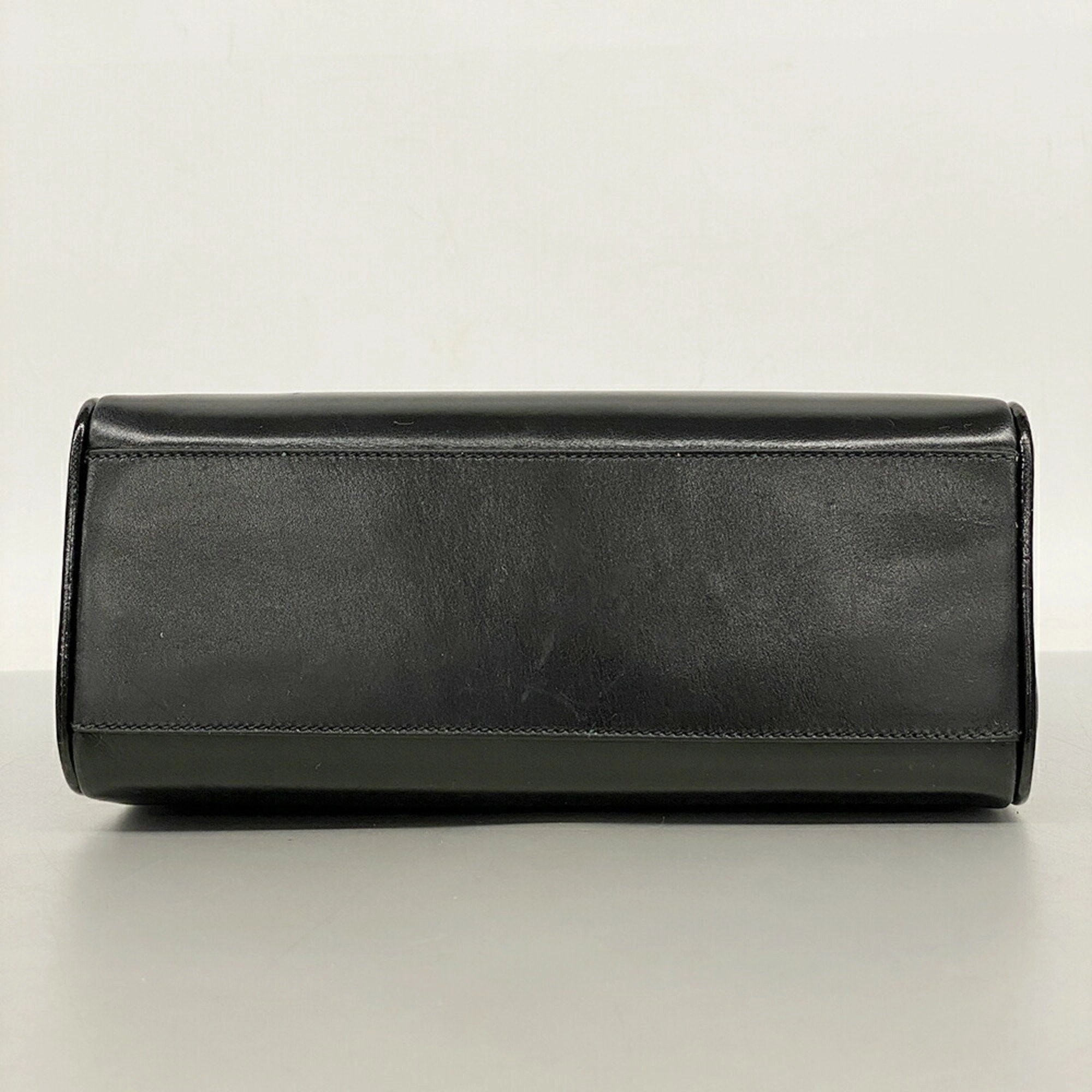 Gucci Old Gucci  Leather Shoulder Bag ()