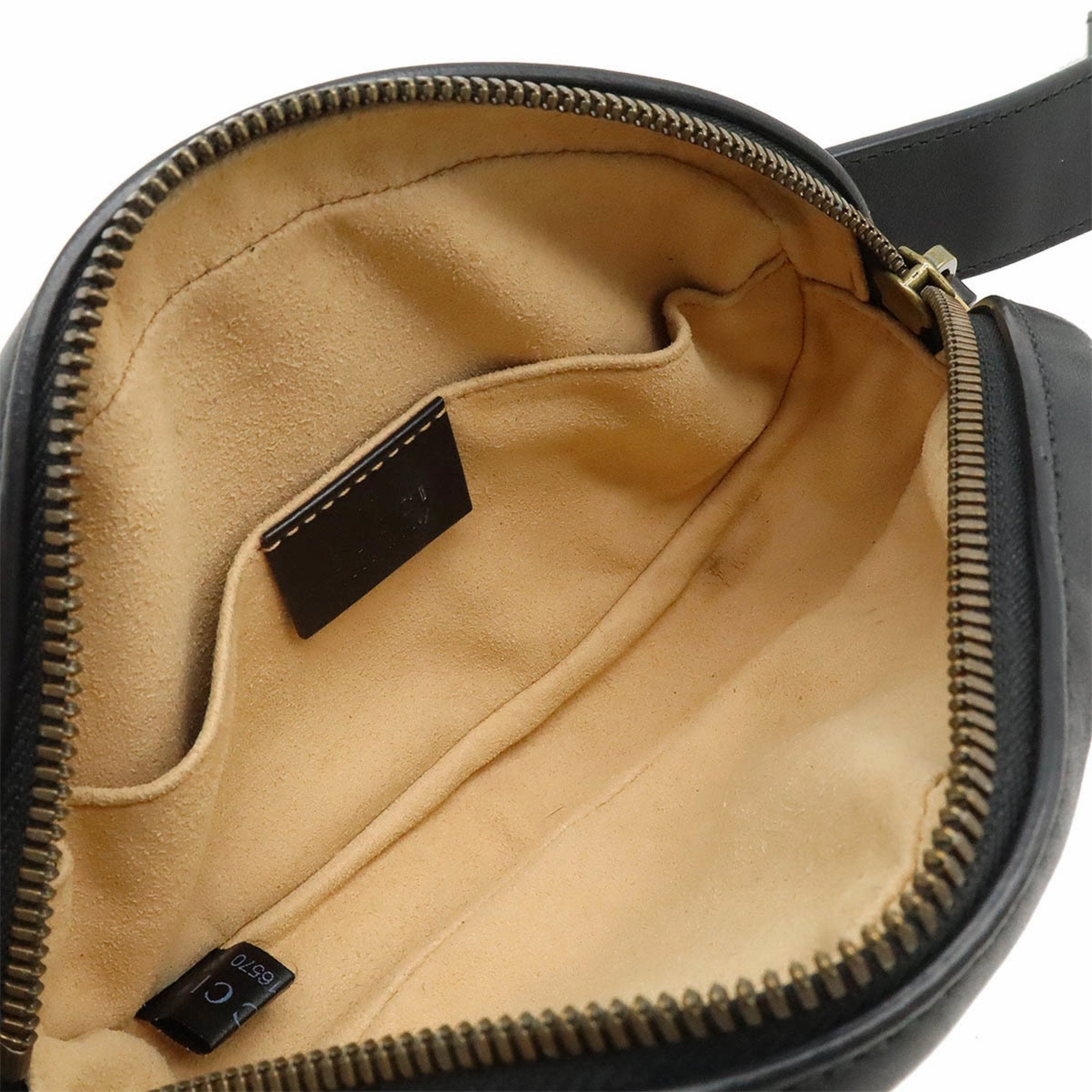 Gucci Quilting Leather Fanny Pack Pouch Sling Bag (Pre-Owned)