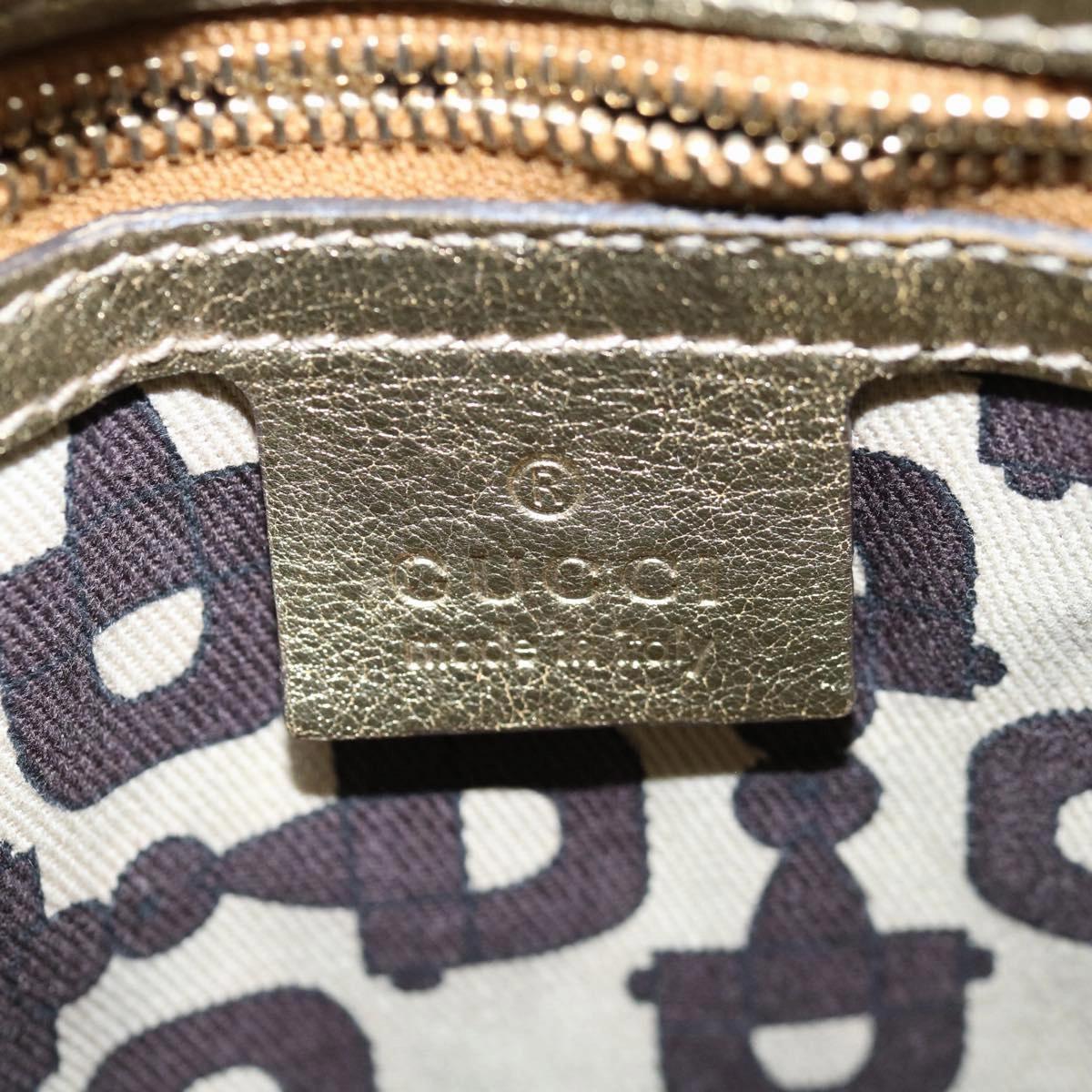 Gucci Sherry  Canvas Shoulder Bag ()