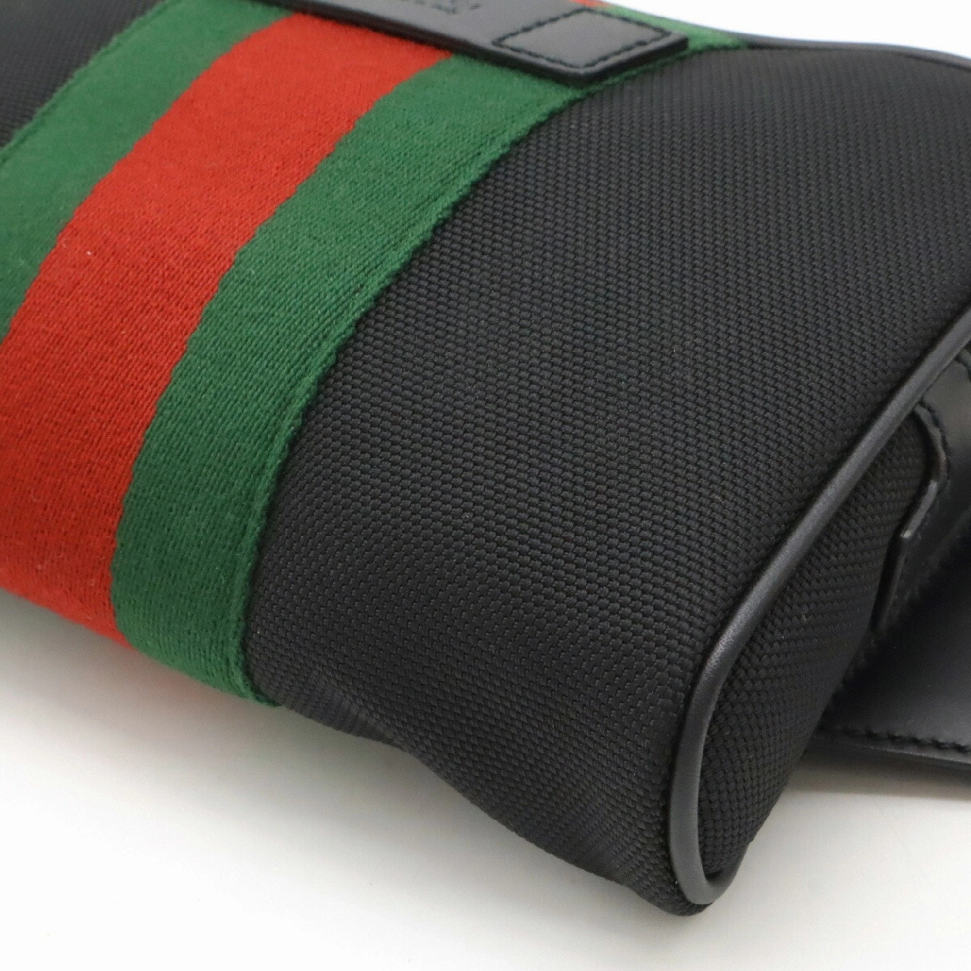 Gucci Sherry Line  Color Nylon Canvas Leather Sling Bag (Pre-Owned)