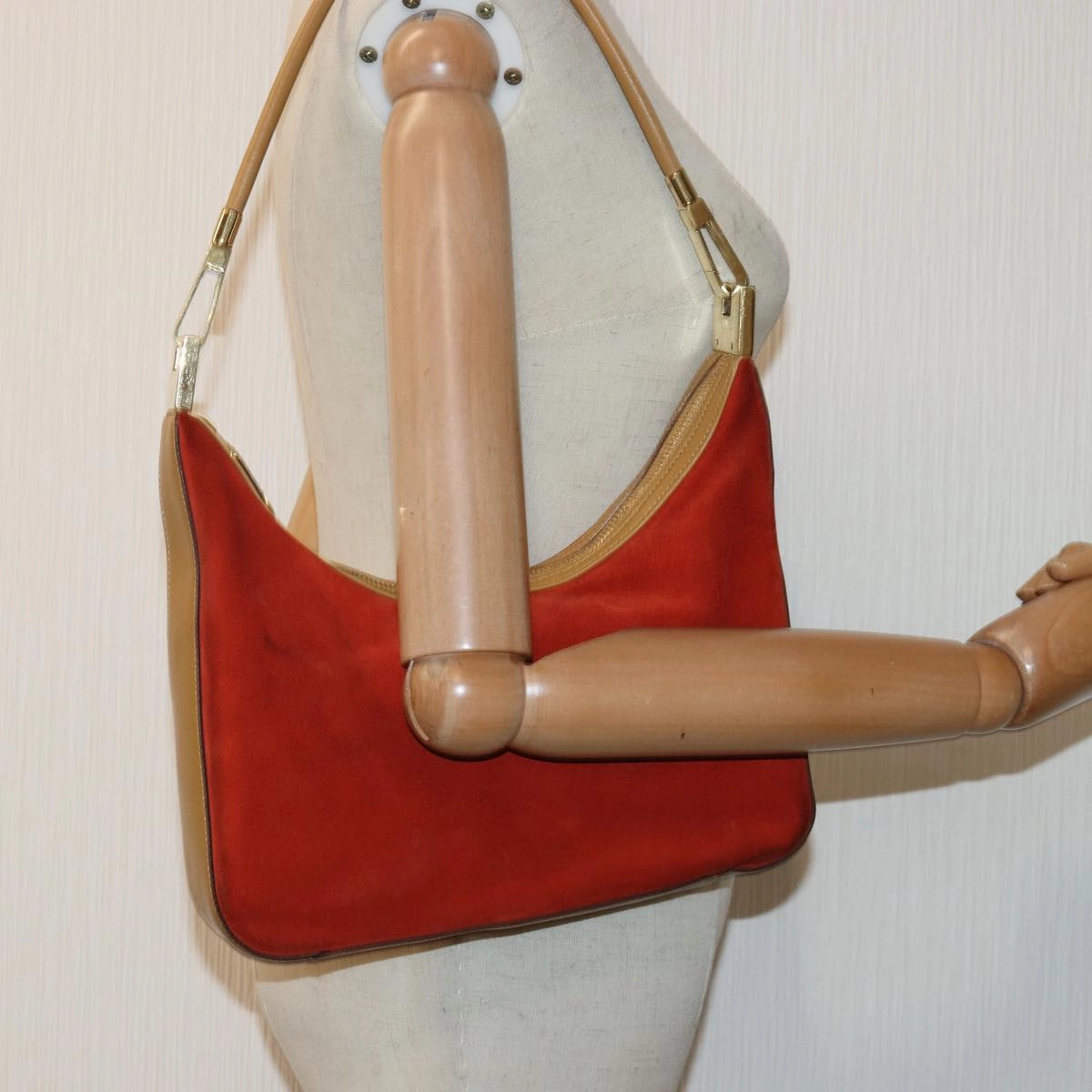 GUCCI Shoulder Bag Suede Red Gold 001 3812 2123  85865