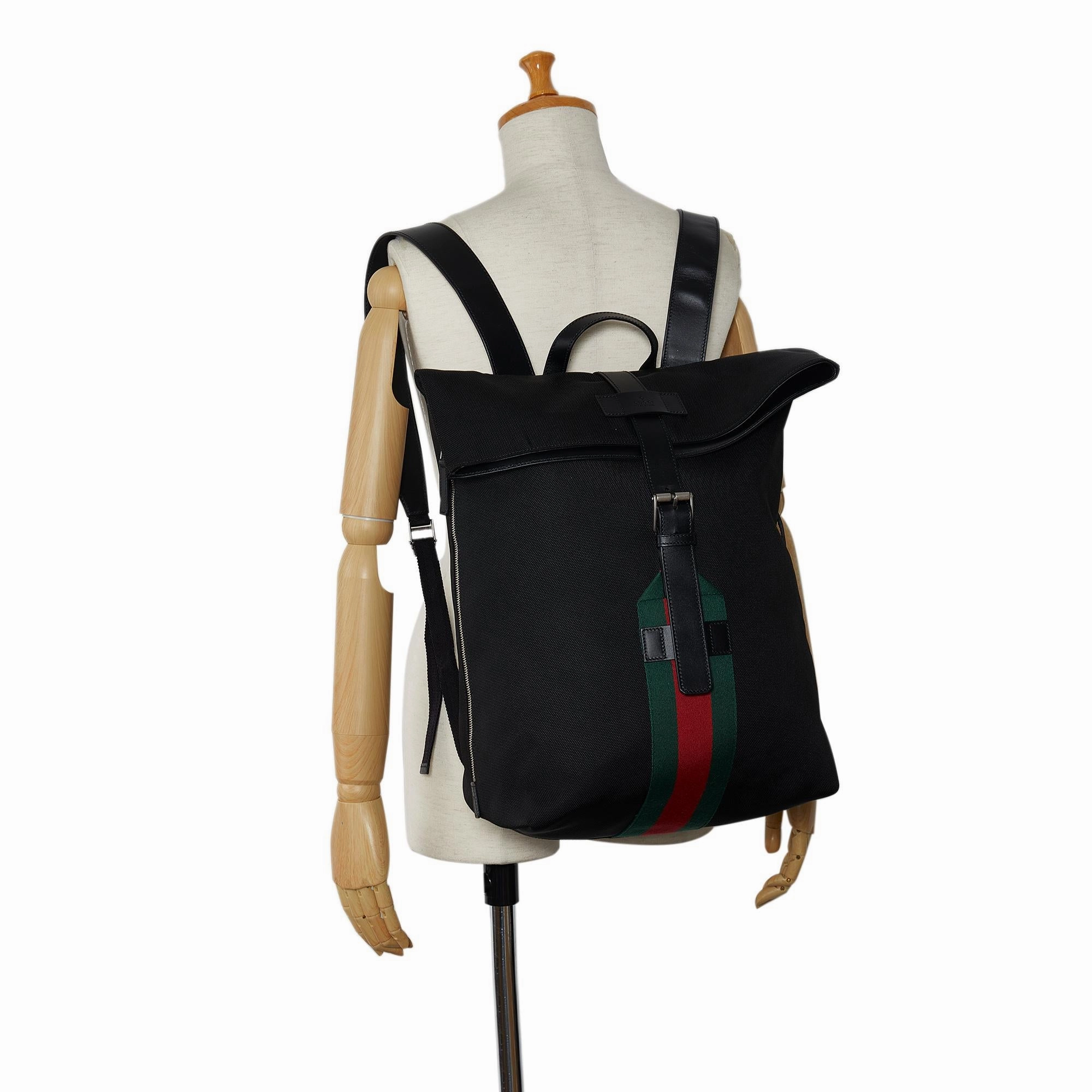 Gucci Web Fold Over Techno Backpack (SHG-pbmjeA)