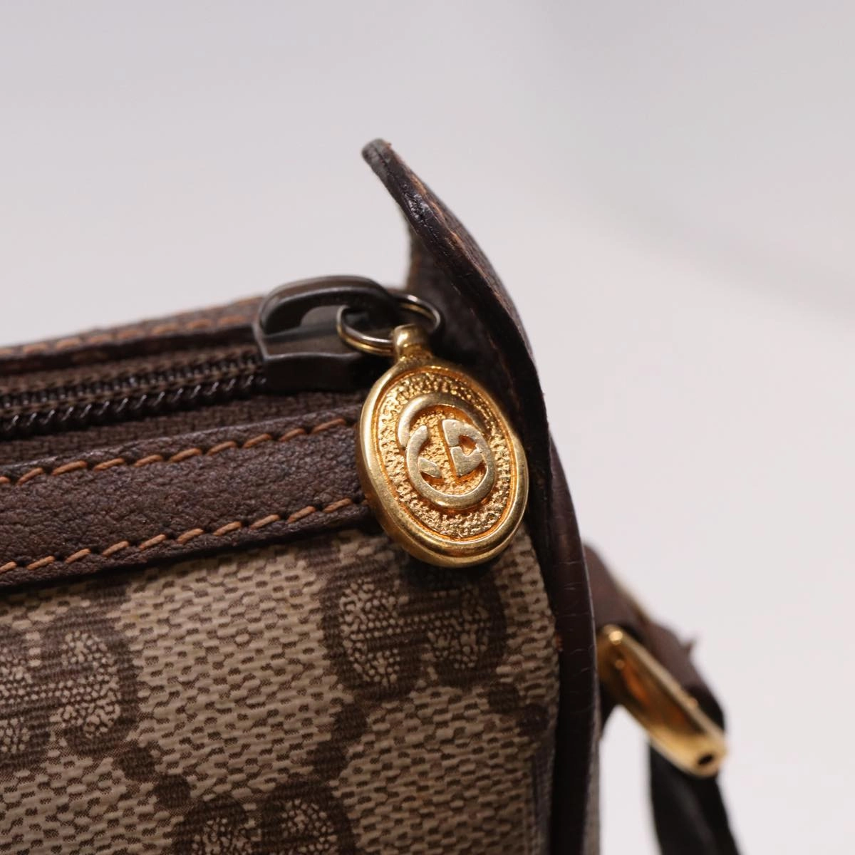 GUCCI Web Sherry Line GG Supreme Shoulder Bag Red Beige 89 02 032  13114