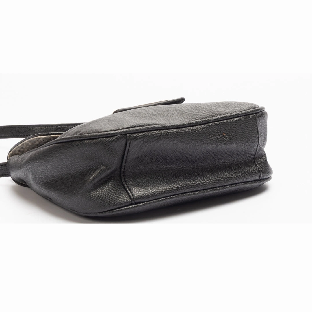 Guess Black Crossbody bag