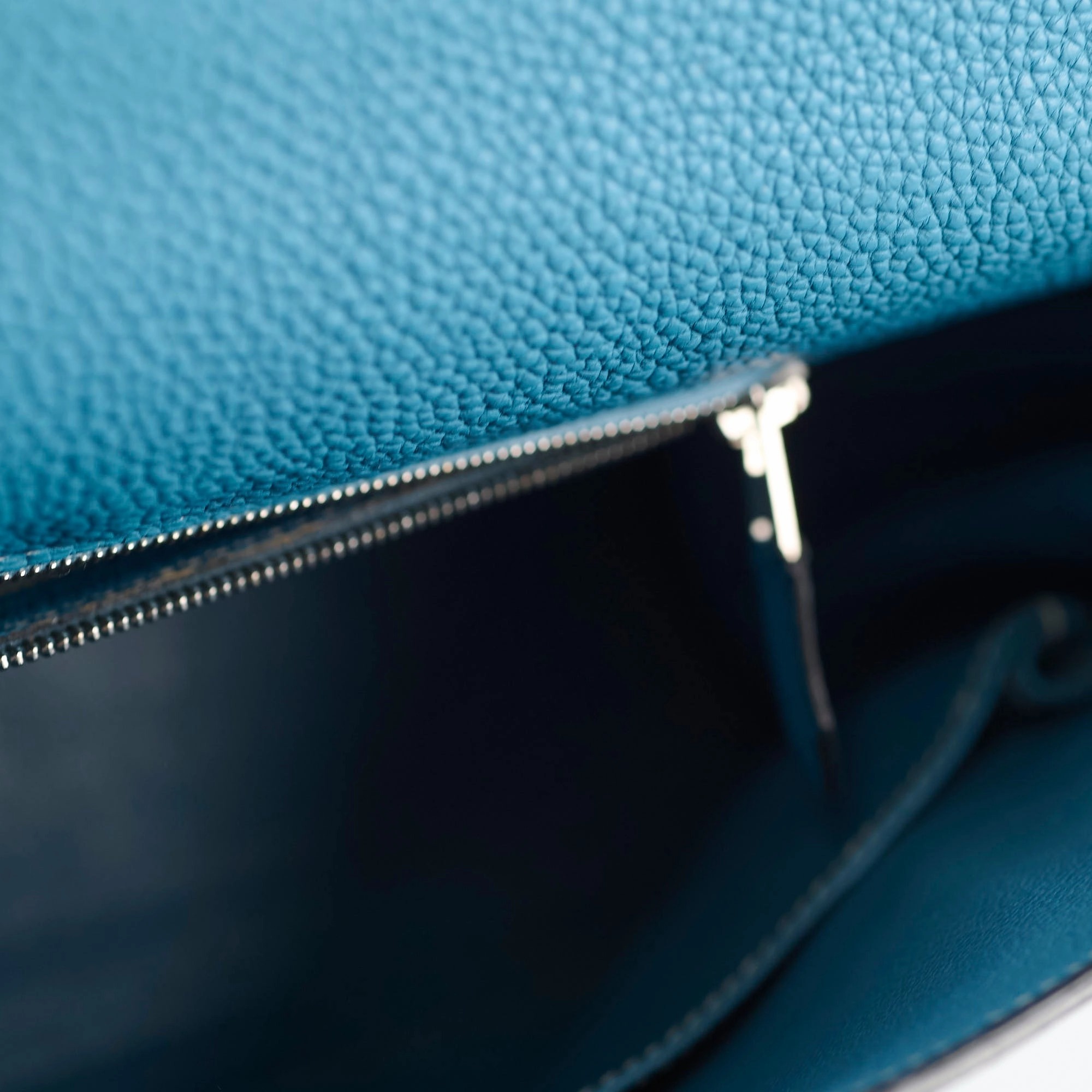 Hermes Kelly 28 Togo Leather Blue Jeans - G square (2003)