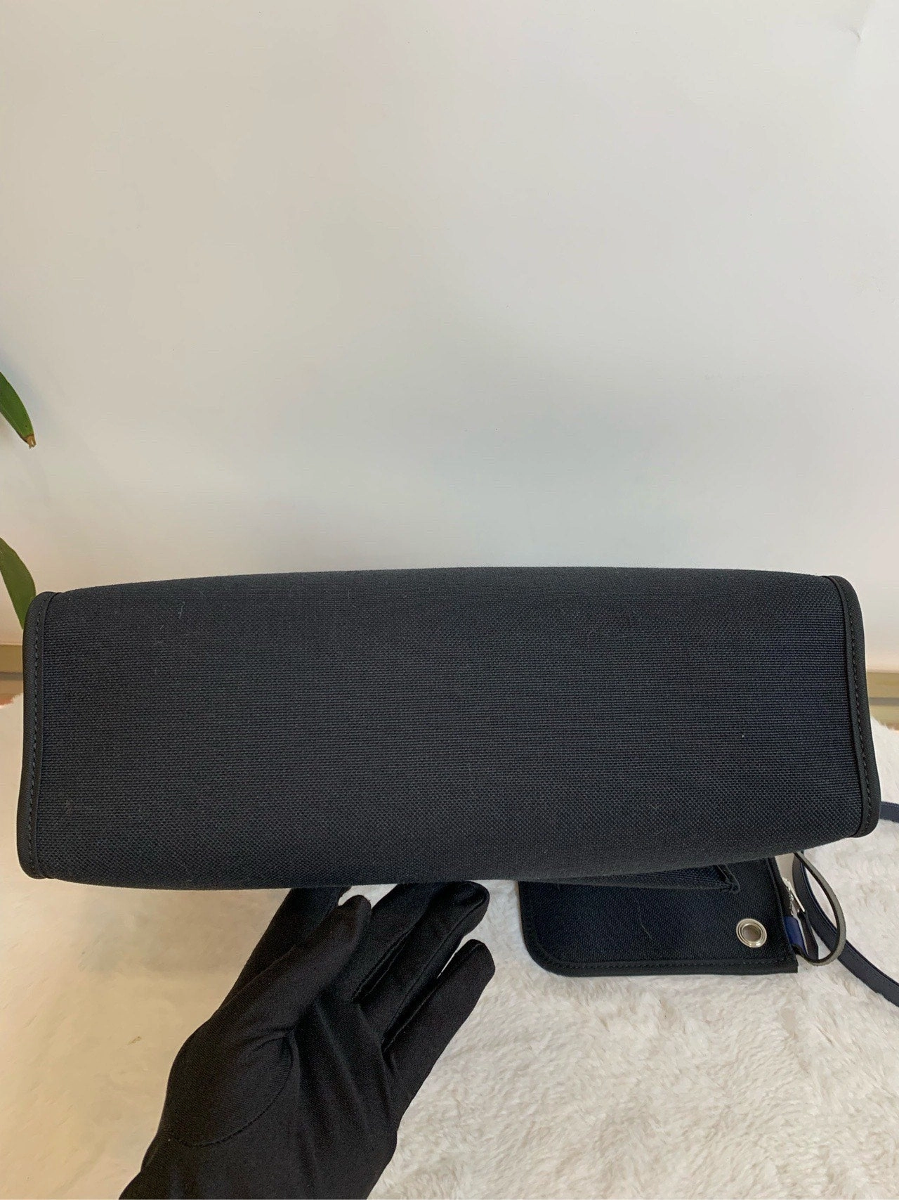 Herms Herbag Zip 31 Noir/Cobalt Canvas and Leather Shoulder Bag
