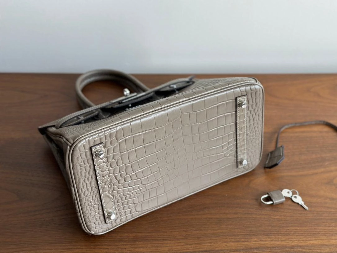 High-end Luxury Classic Togo Leather Bag with Silver-Tone Hardware and Crocodile Pattern  A Must-Have Designer Bag, Perfect Gift for Her
