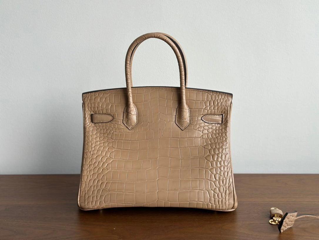 High-end Luxury Classic Togo Leather Bag with Silver-Tone Hardware and Crocodile Pattern  A Must-Have Designer Bag, Perfect Gift for Her