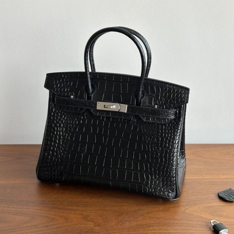 High-end Luxury Classic Togo Leather Bag with Silver-Tone Hardware and Crocodile Pattern  A Must-Have Designer Bag, Perfect Gift for Her
