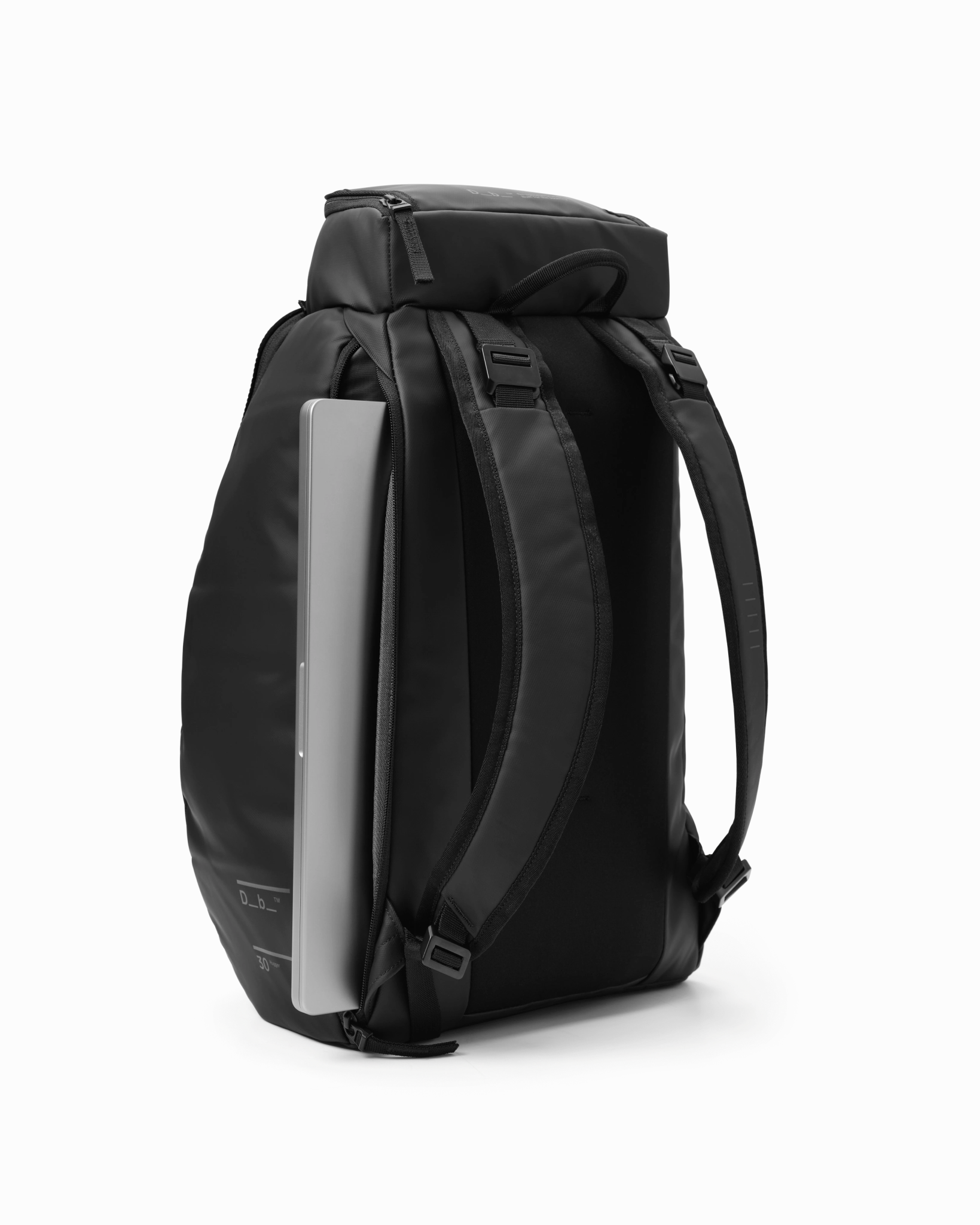 Hugger Backpack 30L Black Out
