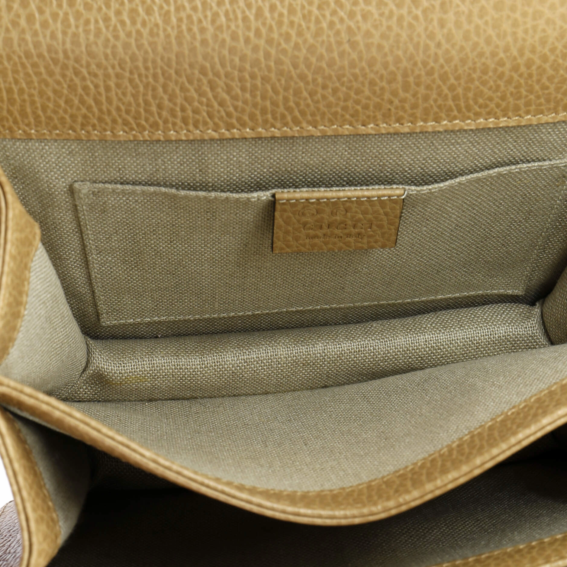 Interlocking Shoulder Bag Leather Small