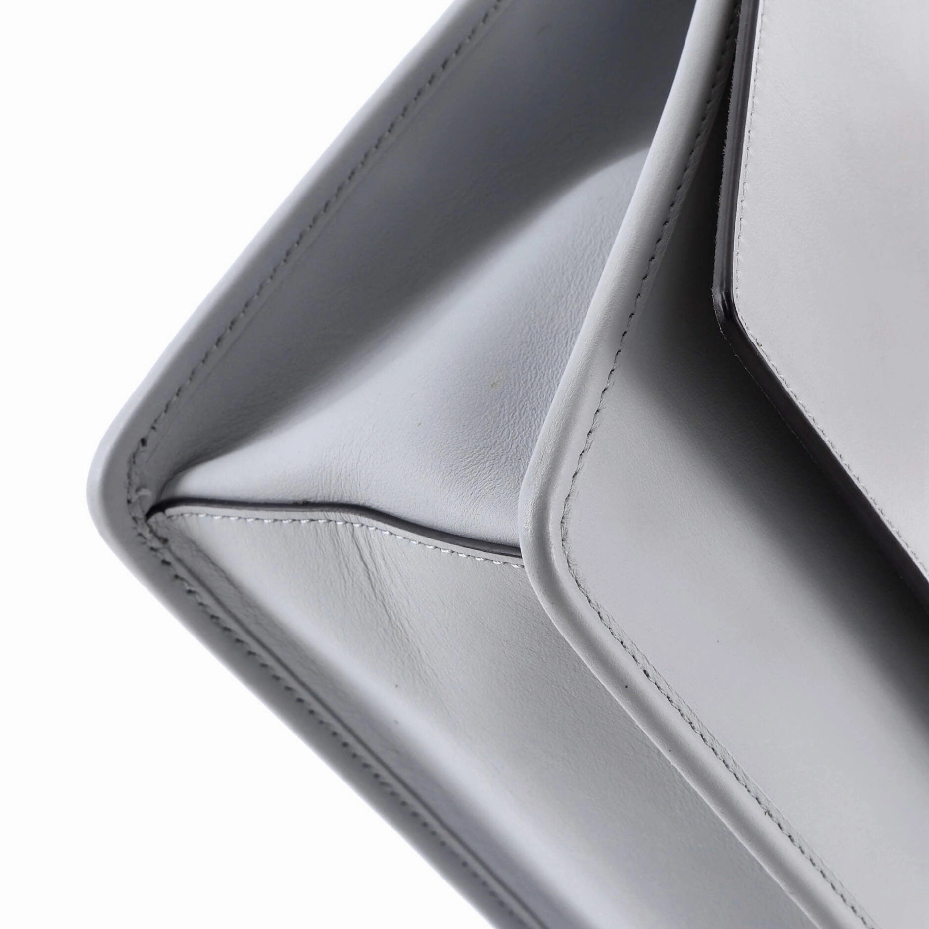 Kan I F Shoulder Bag Leather Medium