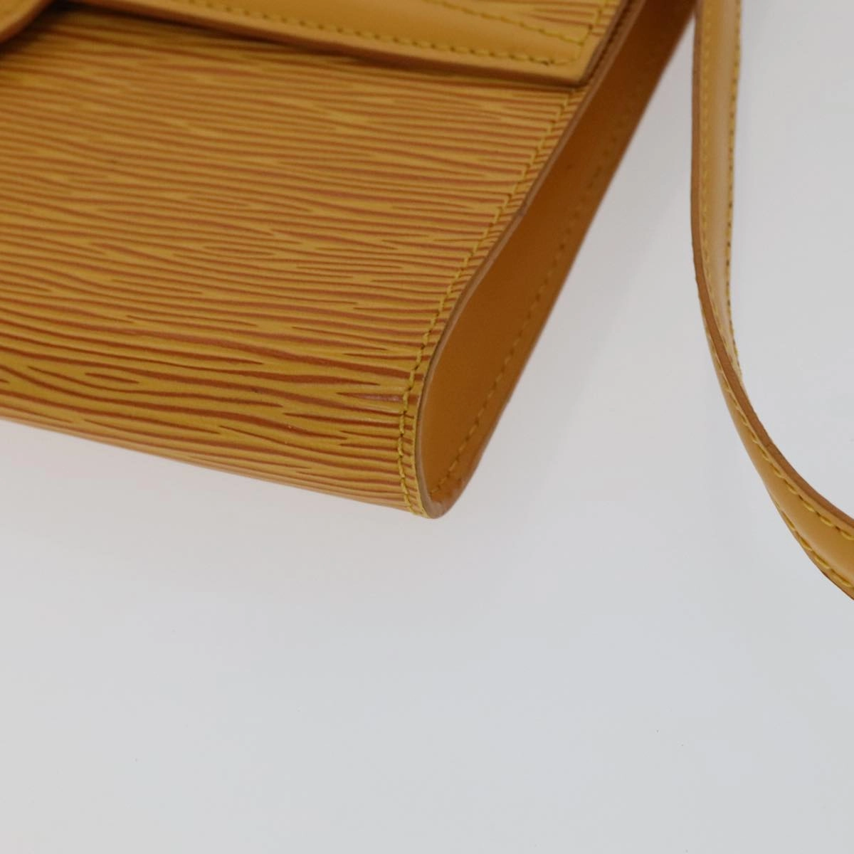 Leather Arche Shoulder Bag