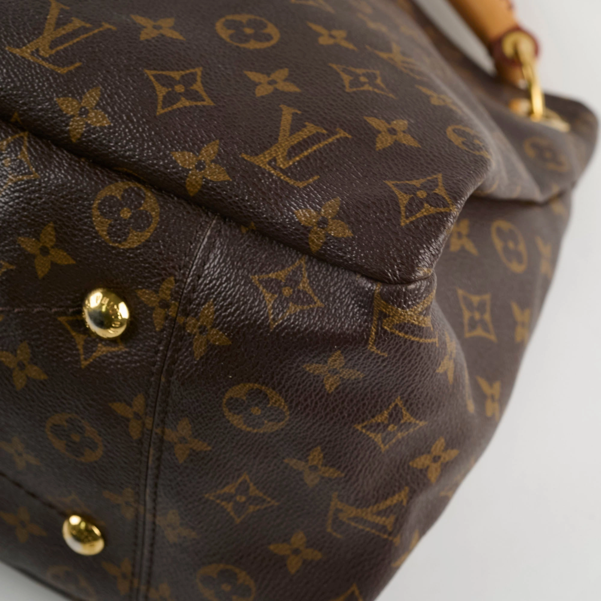 Louis Vuitton Artsy MM Monogram