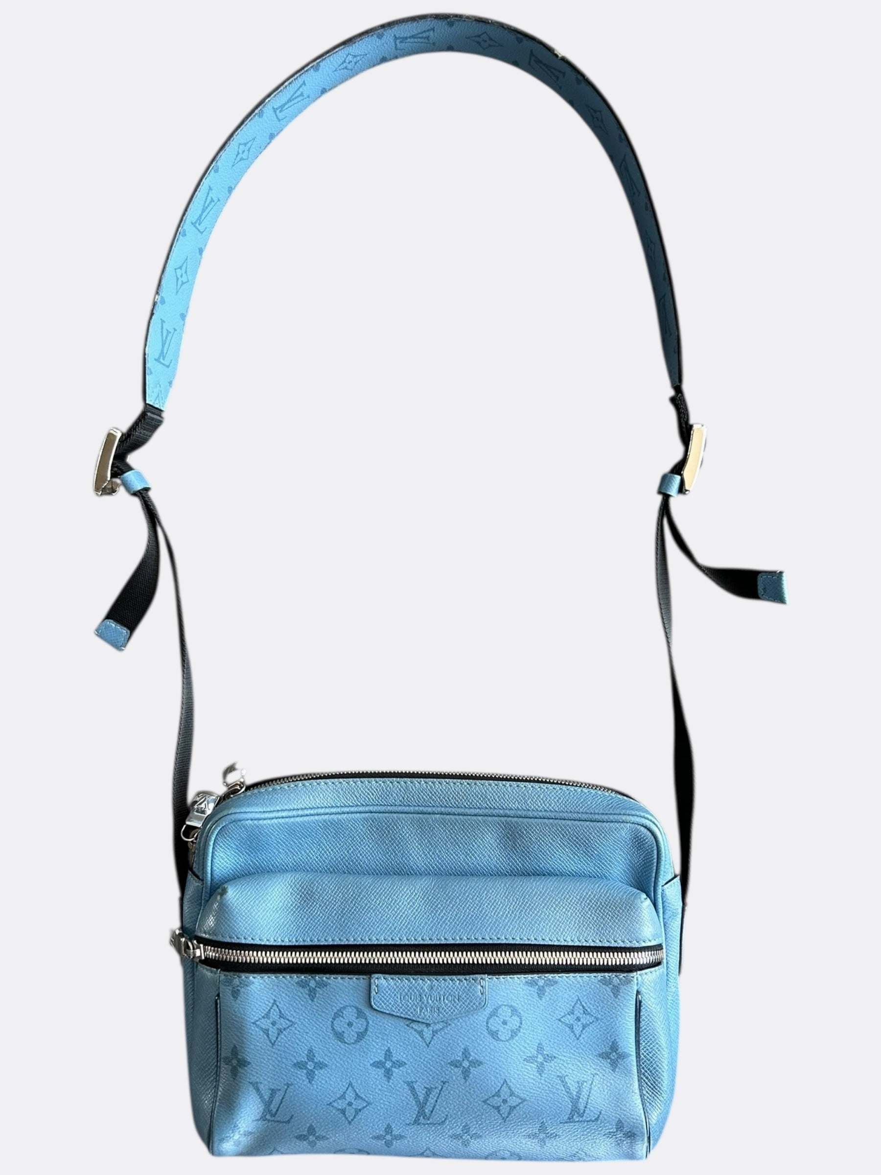 Louis Vuitton Blue Taigarama Monogram Outdoor Messenger Bag