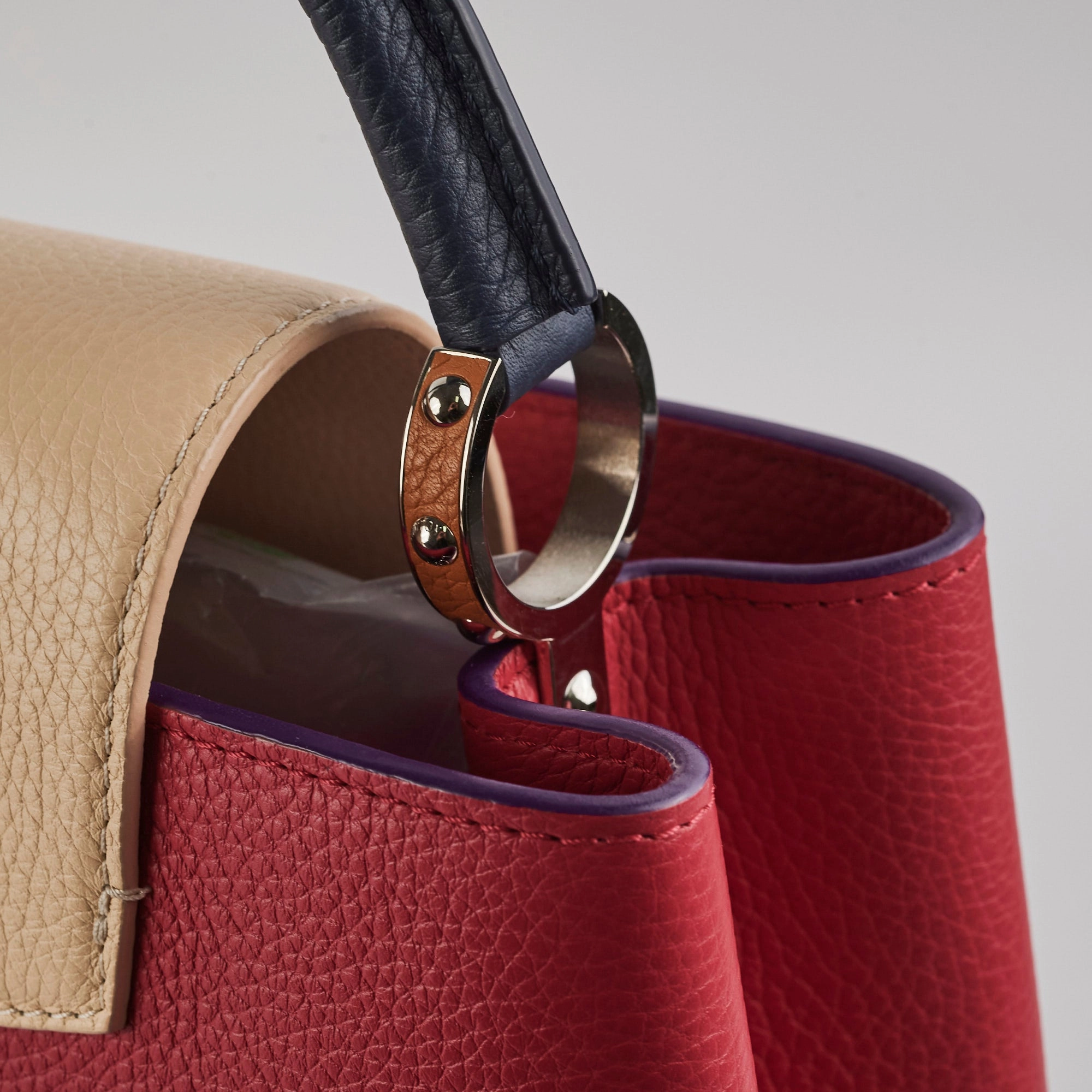 Louis Vuitton Capucine PM