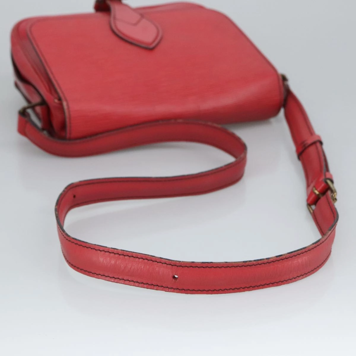 Louis Vuitton Cartouchiere Red Leather Shoulder Bag