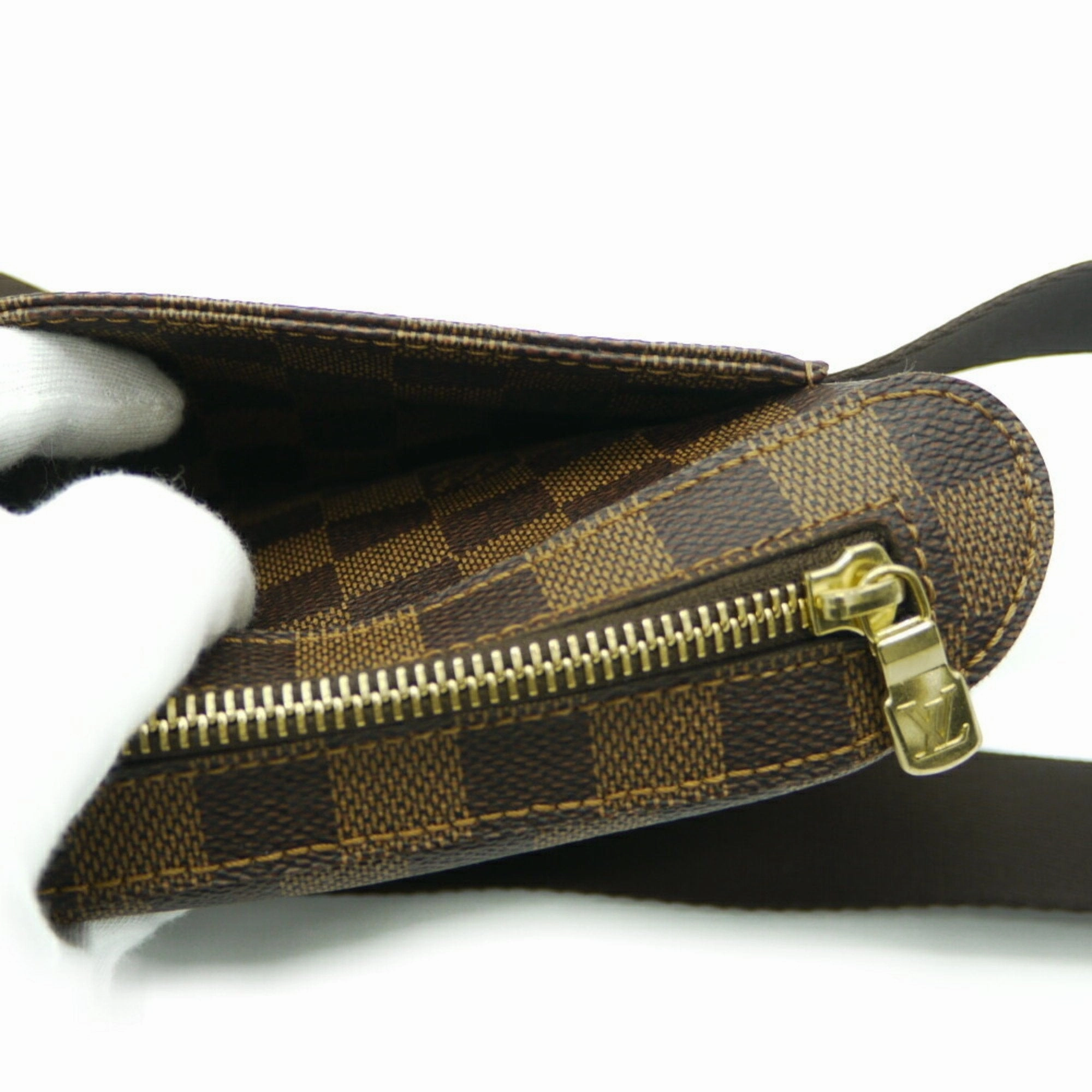 Louis Vuitton Damier Canvas Sling Bag (Pre-Owned)