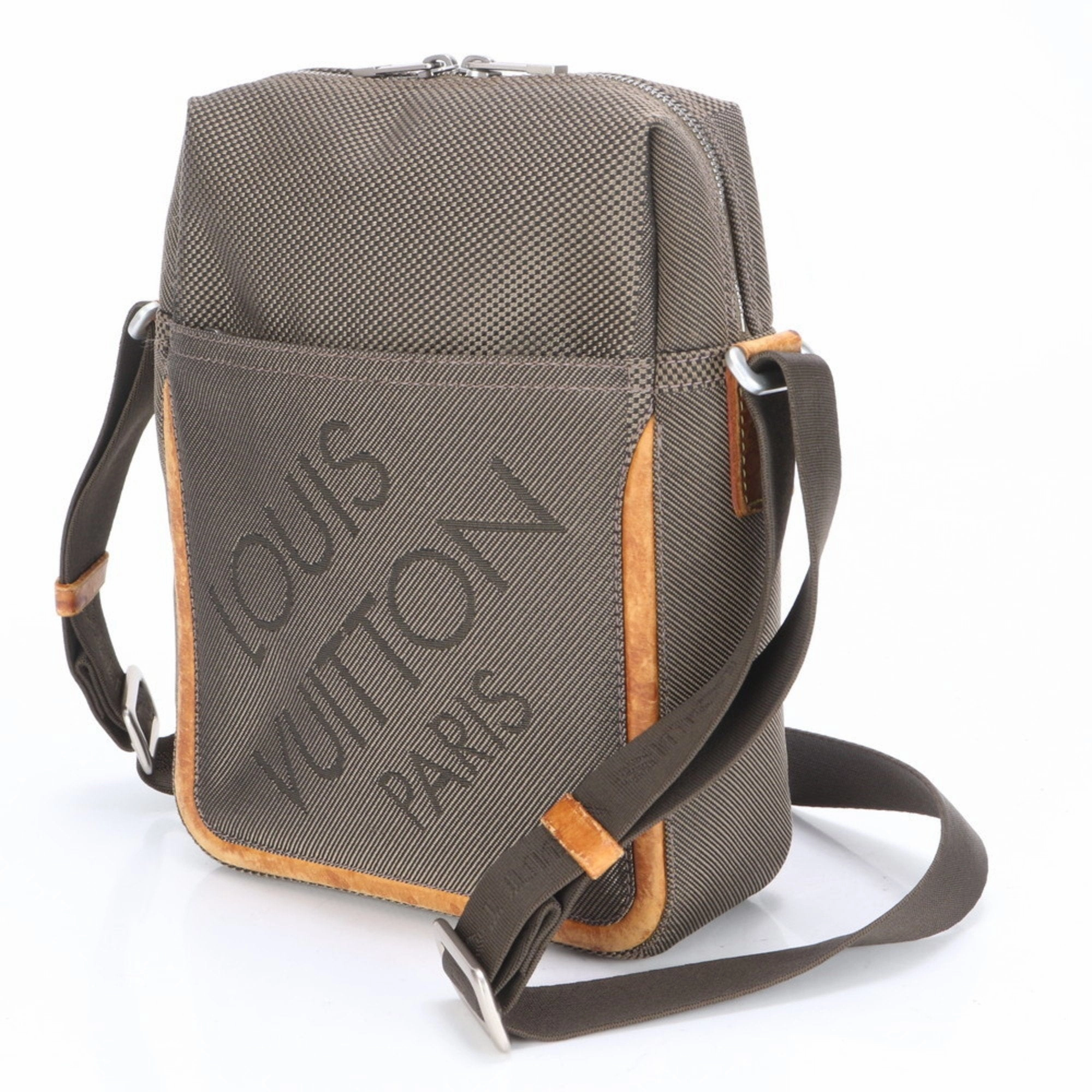 Louis Vuitton Damier Geant Leather Canvas Shoulder Bag (Pre-Owned)