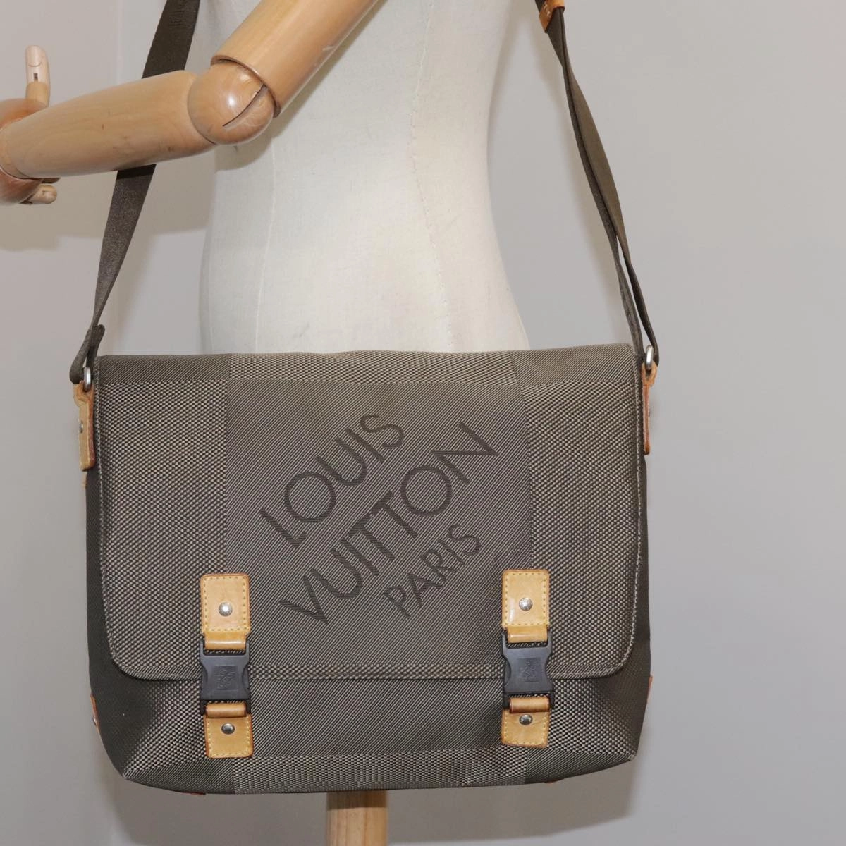 LOUIS VUITTON Damier Geant Roux Shoulder Bag Tail M93077 LV bs18747