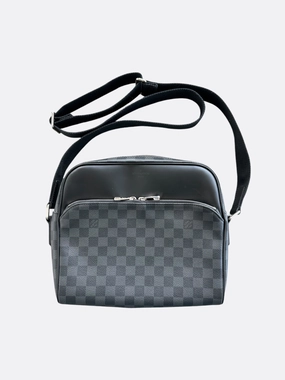 Louis Vuitton Damier Graphite Daytona Messenger Bag