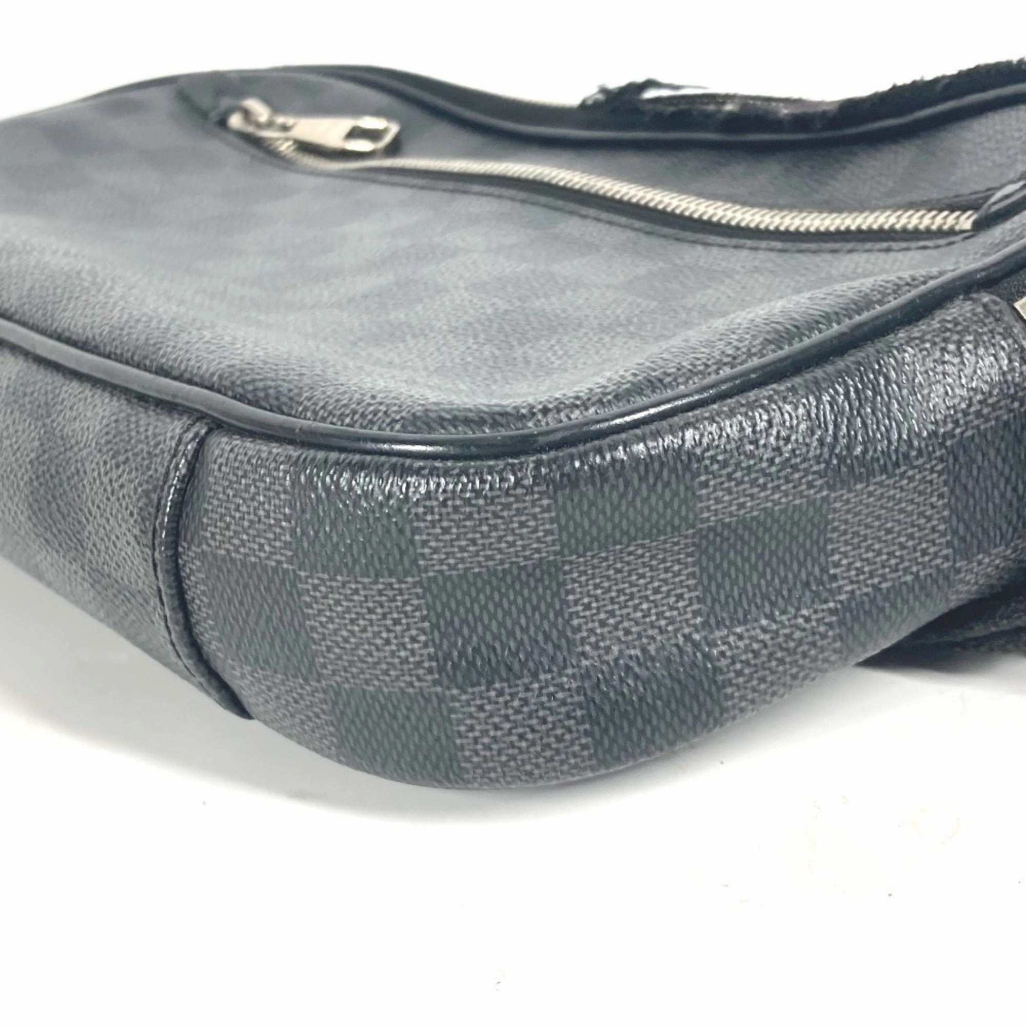 Louis Vuitton Damier Graphite Handbag Sling Bag (Pre-Owned)