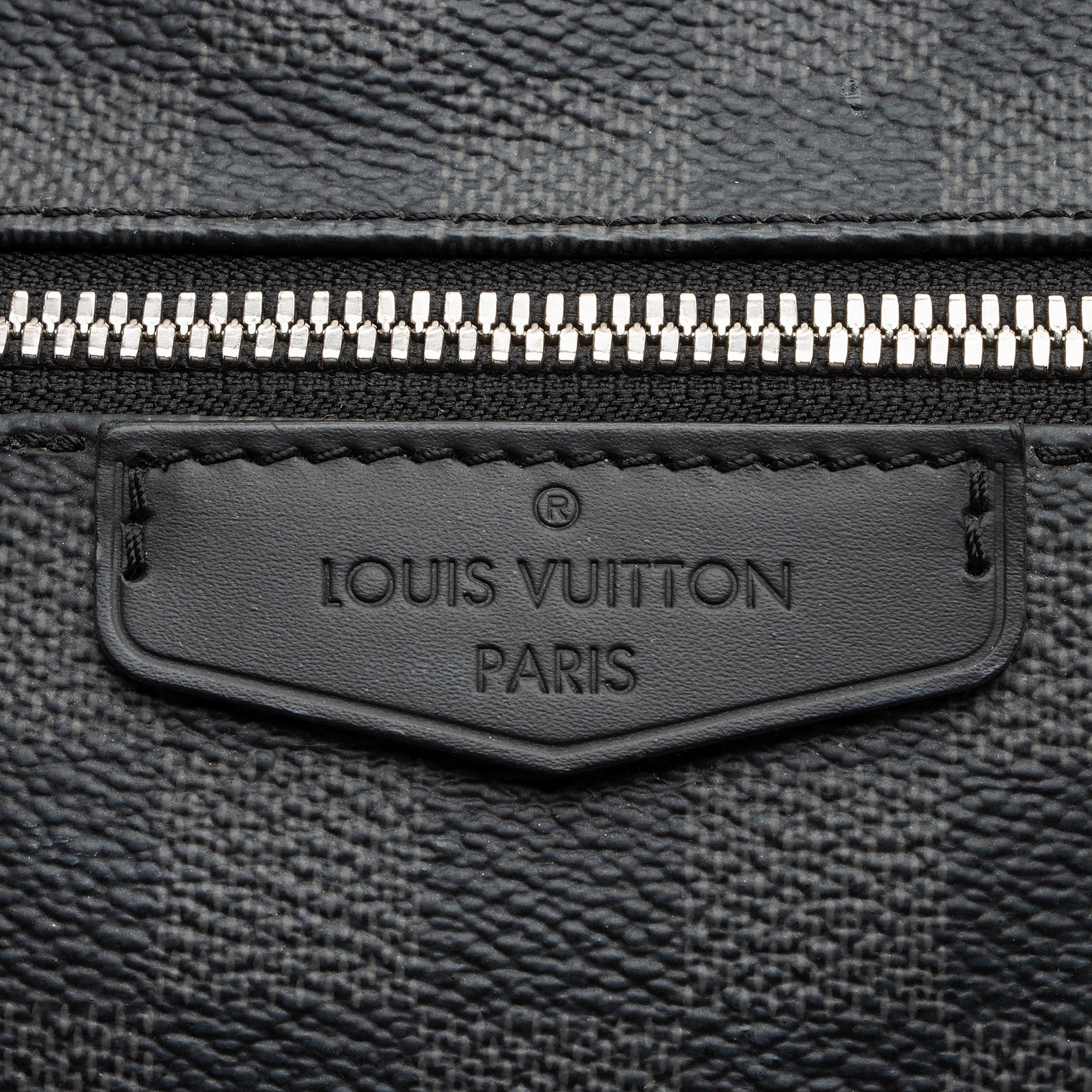 Louis Vuitton Damier Graphite Josh Backpack (SHF-23302)