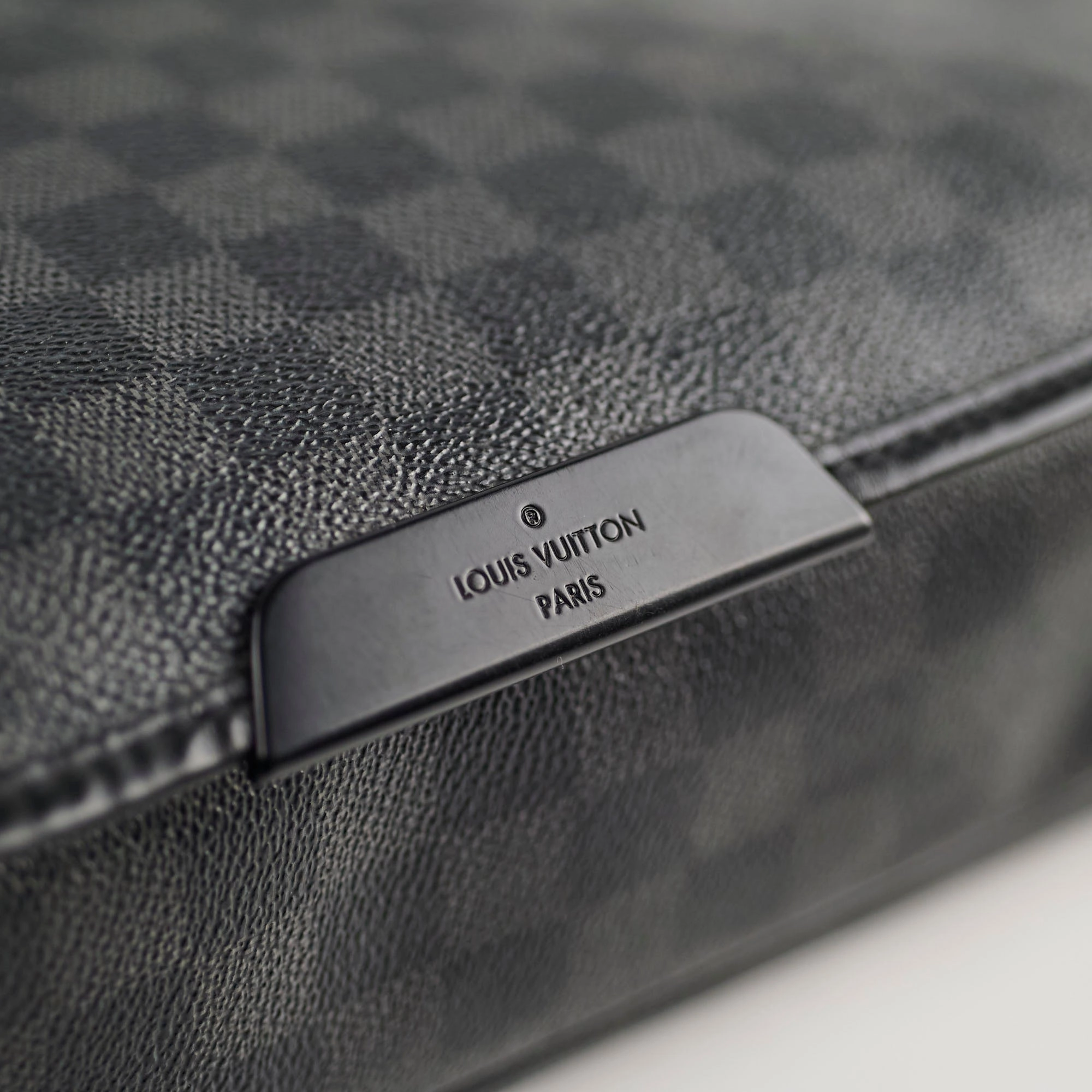 Louis Vuitton Damier Graphite MM